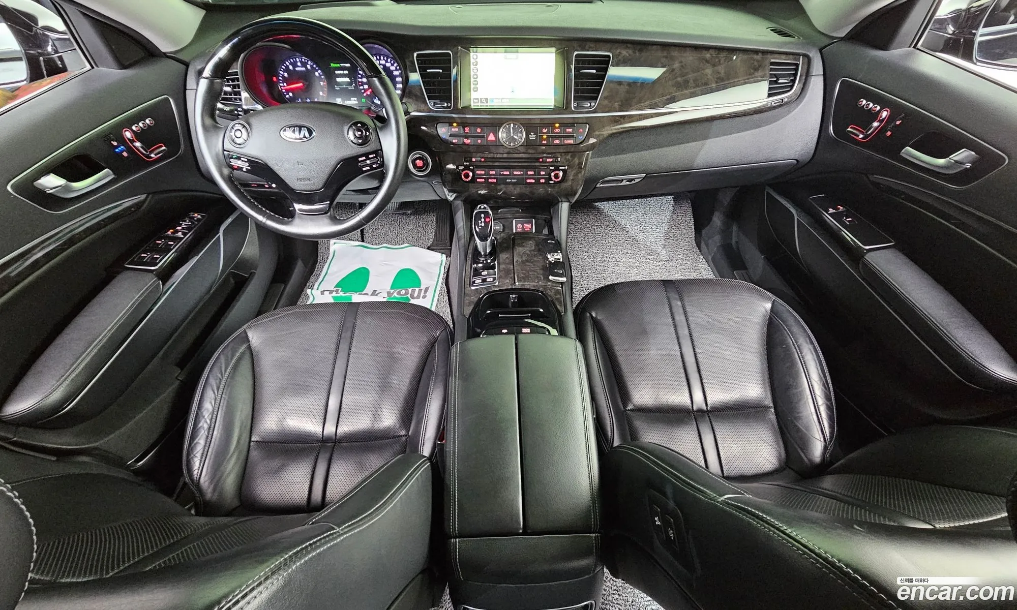 Kia K9 2016 KNALU411BGS034692 — 15