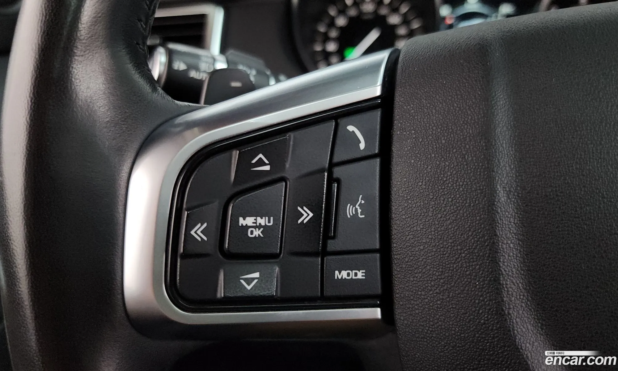 Land Rover Discovery Sport 2019 — 11