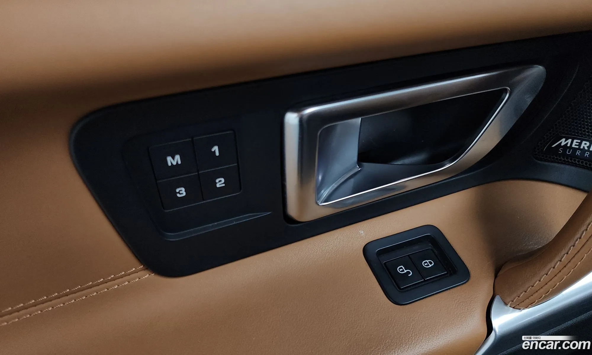 Land Rover Discovery Sport 2019 — 16