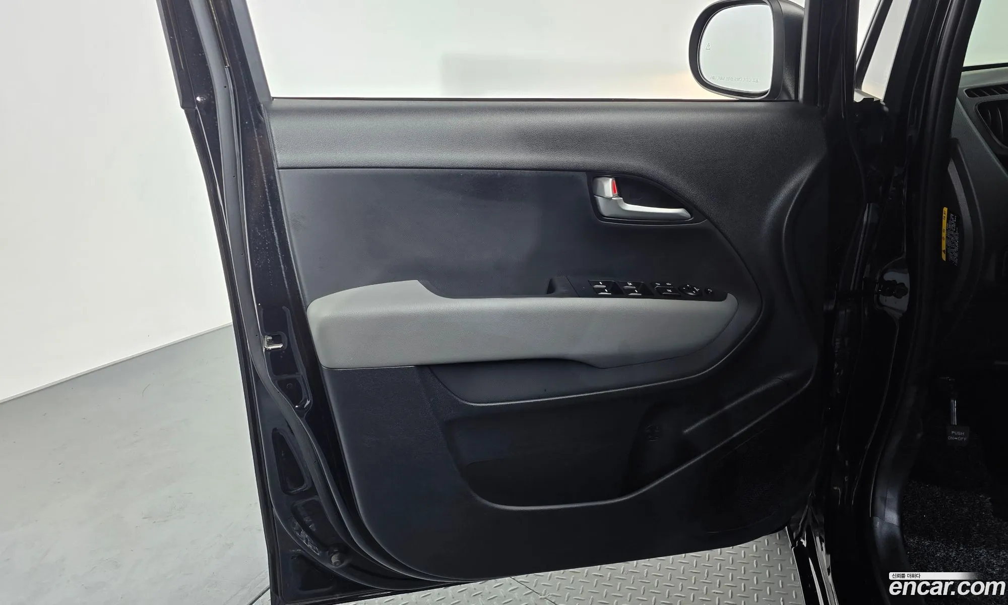 Kia Kia Ray 2024 — 15