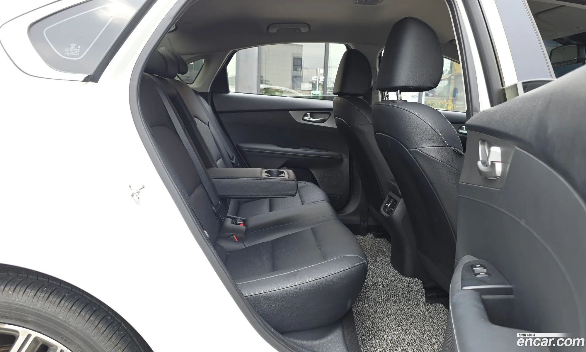 Kia K3 2019 KNAF341BEKA033826 — 29