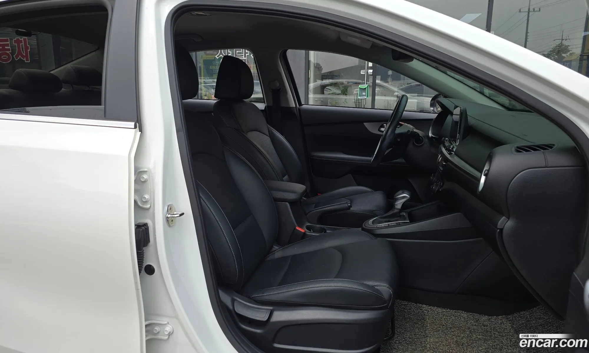 Kia K3 2019 KNAF341BEKA033826 — 31