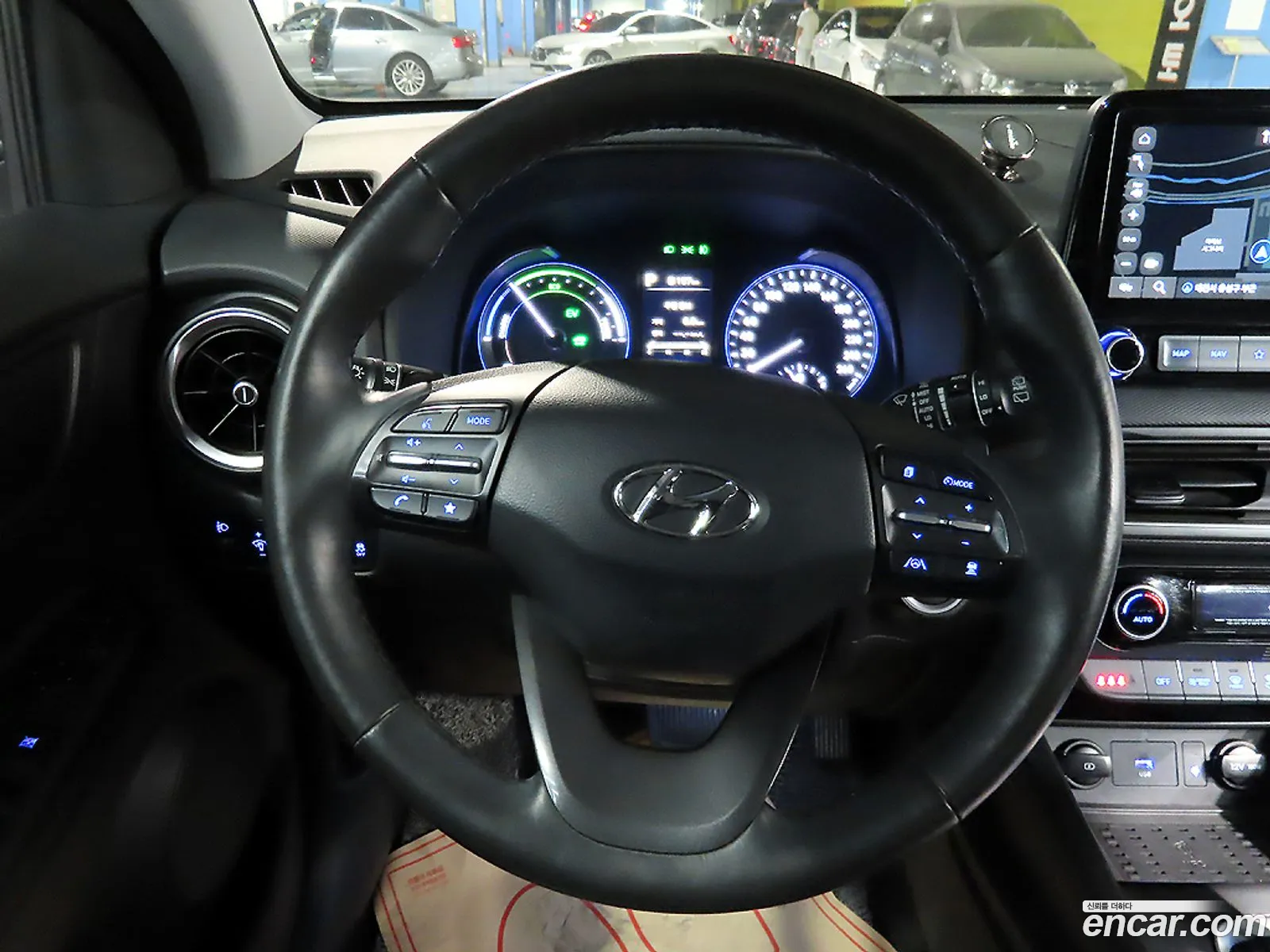 Hyundai Kona Hybrid 2022 — 17