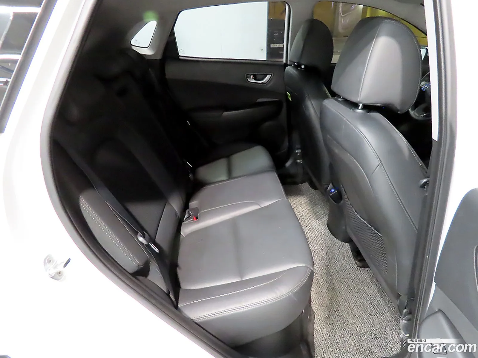 Hyundai Kona Hybrid 2022 — 9