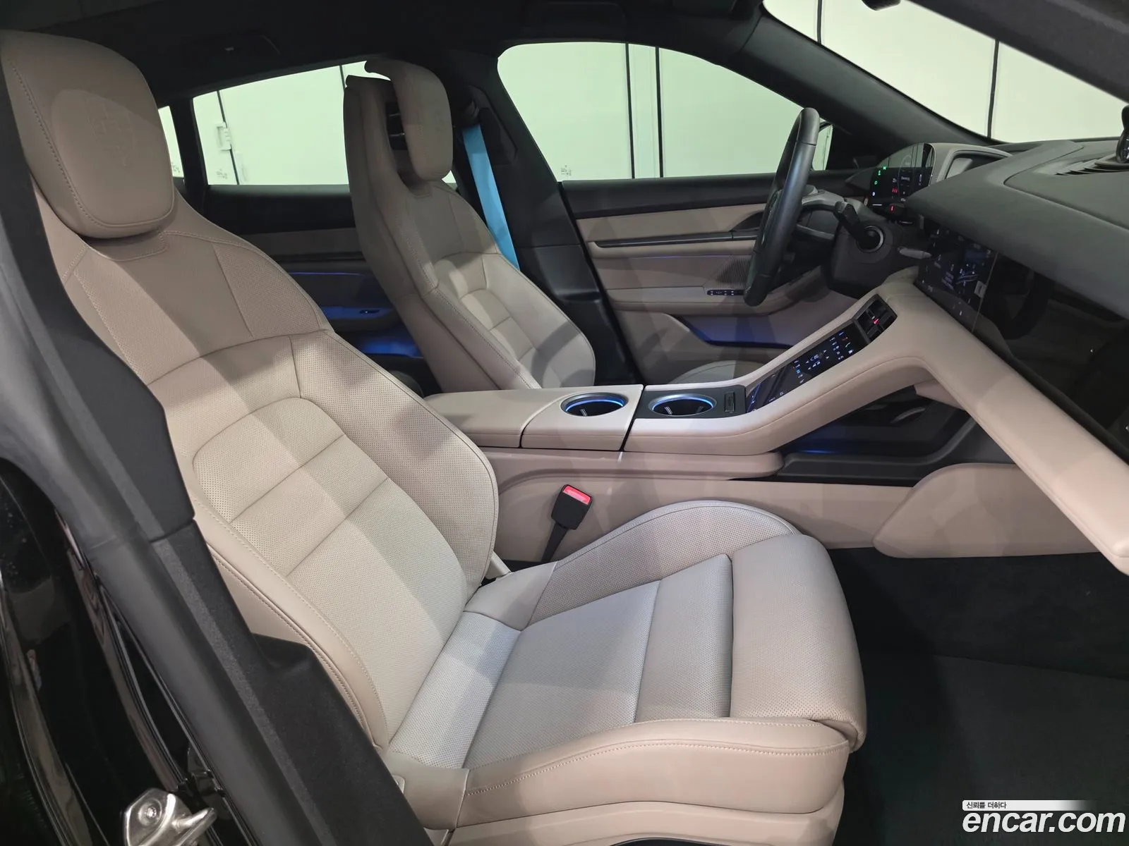 Porsche Taycan 2025 — 20