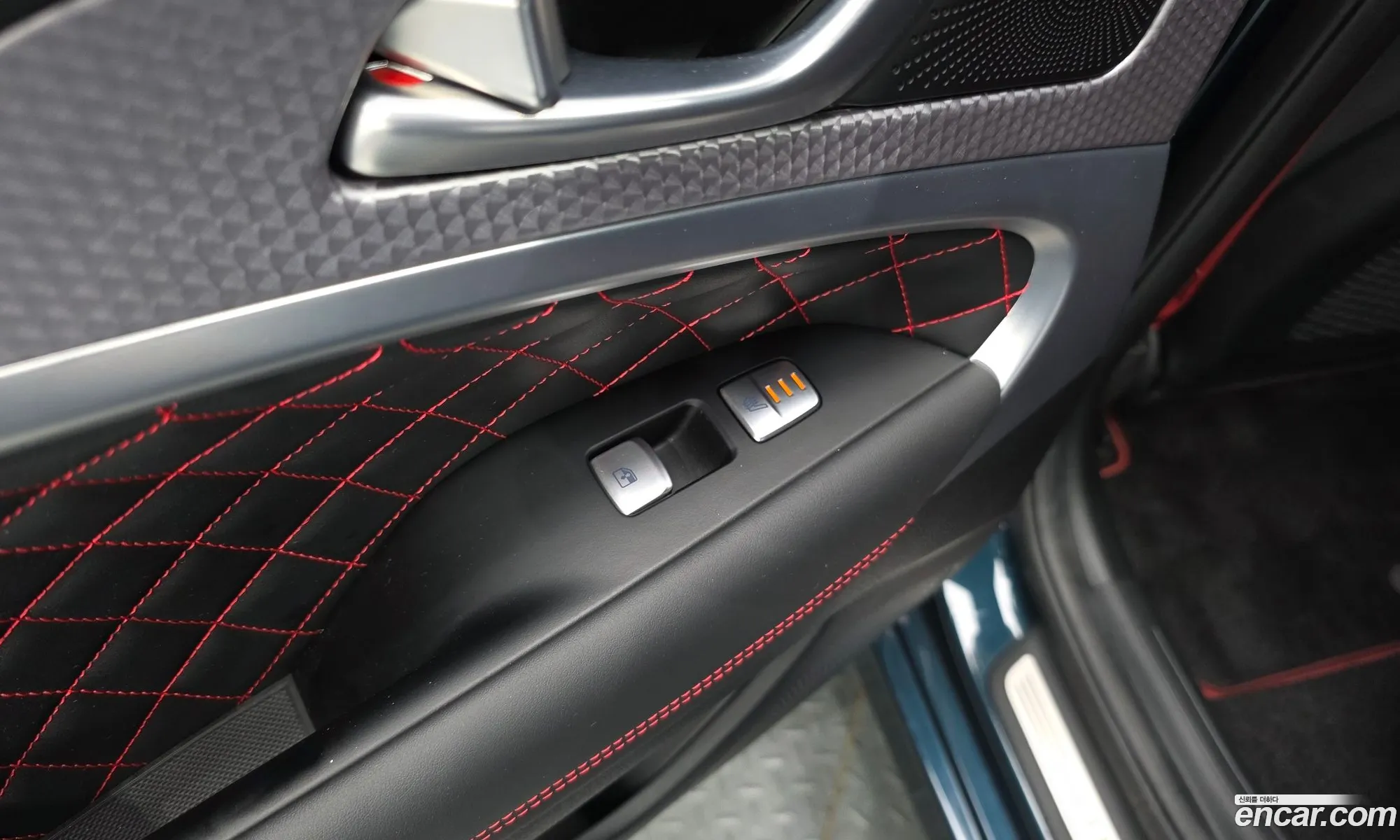 Genesis G70 2022 KMTG641EDPU108037 — 14