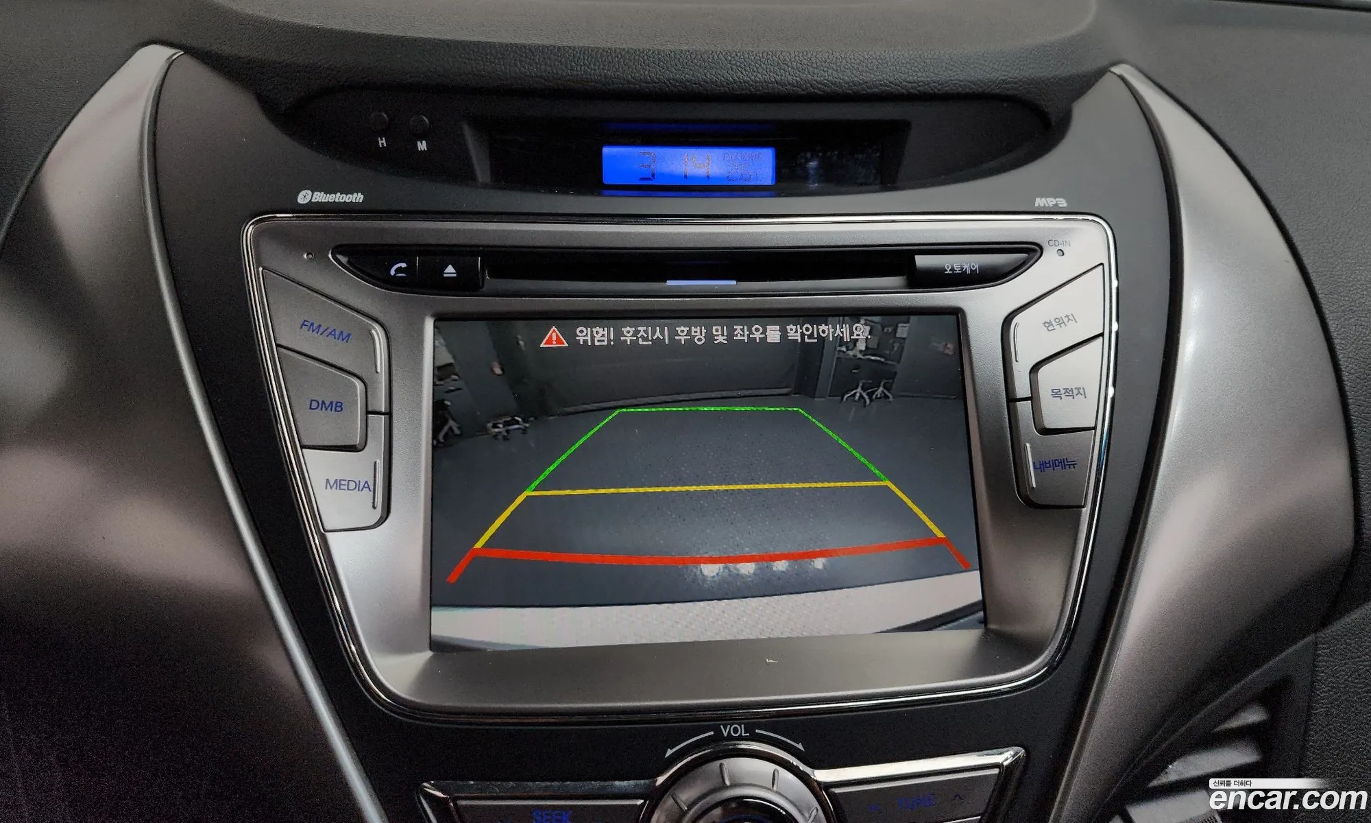 Hyundai Elantra MD 2012 — 32