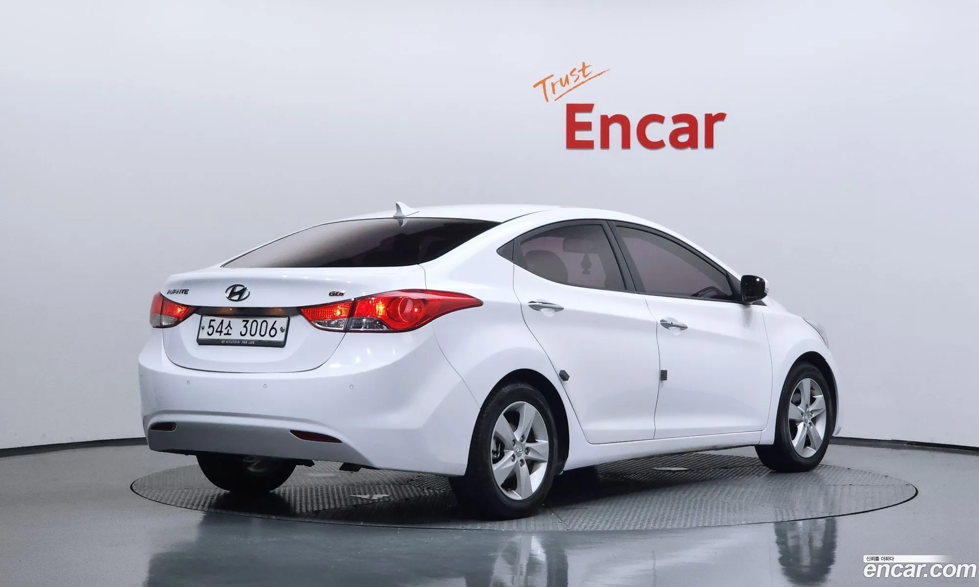 Hyundai Elantra MD 2012 — 25