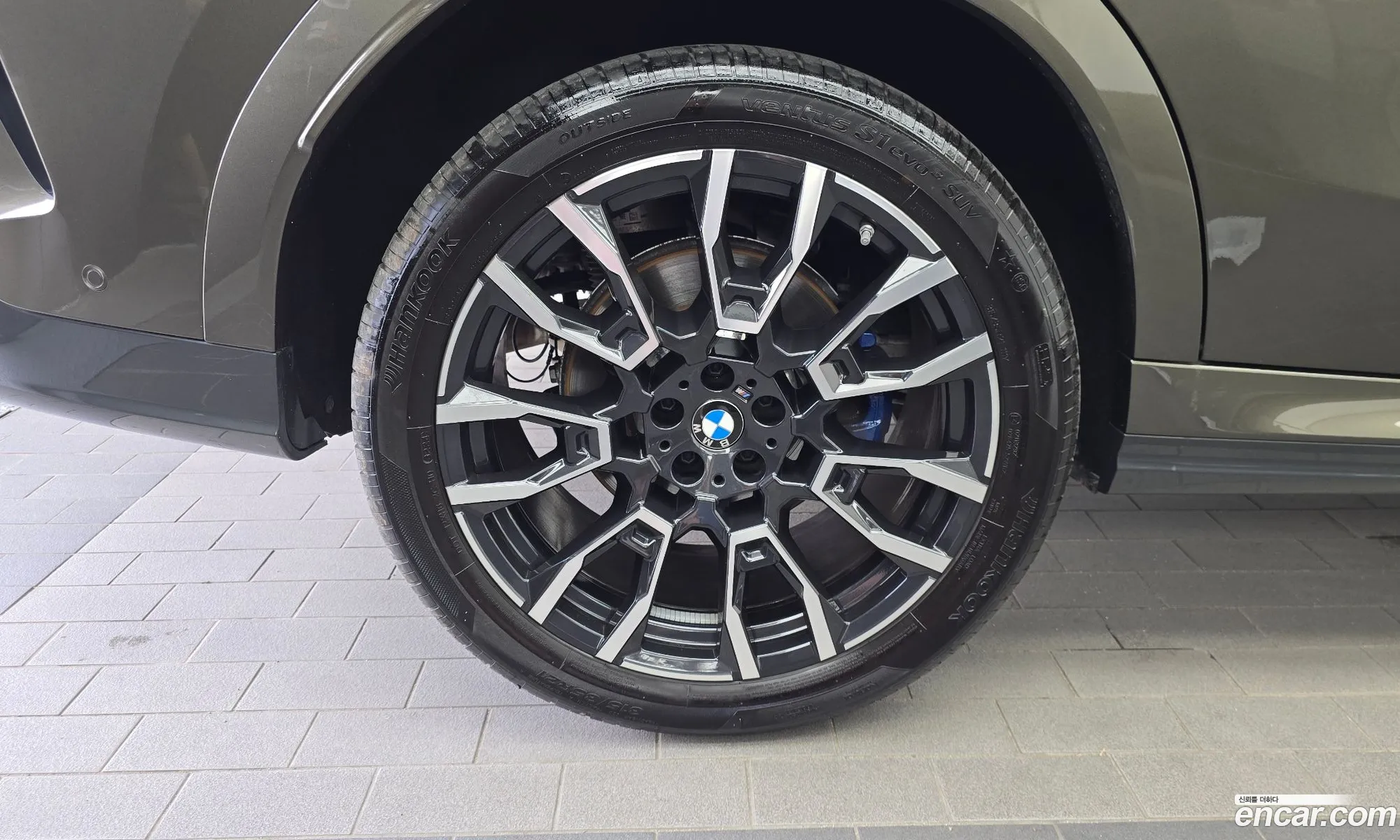 BMW X6 2025 — 21