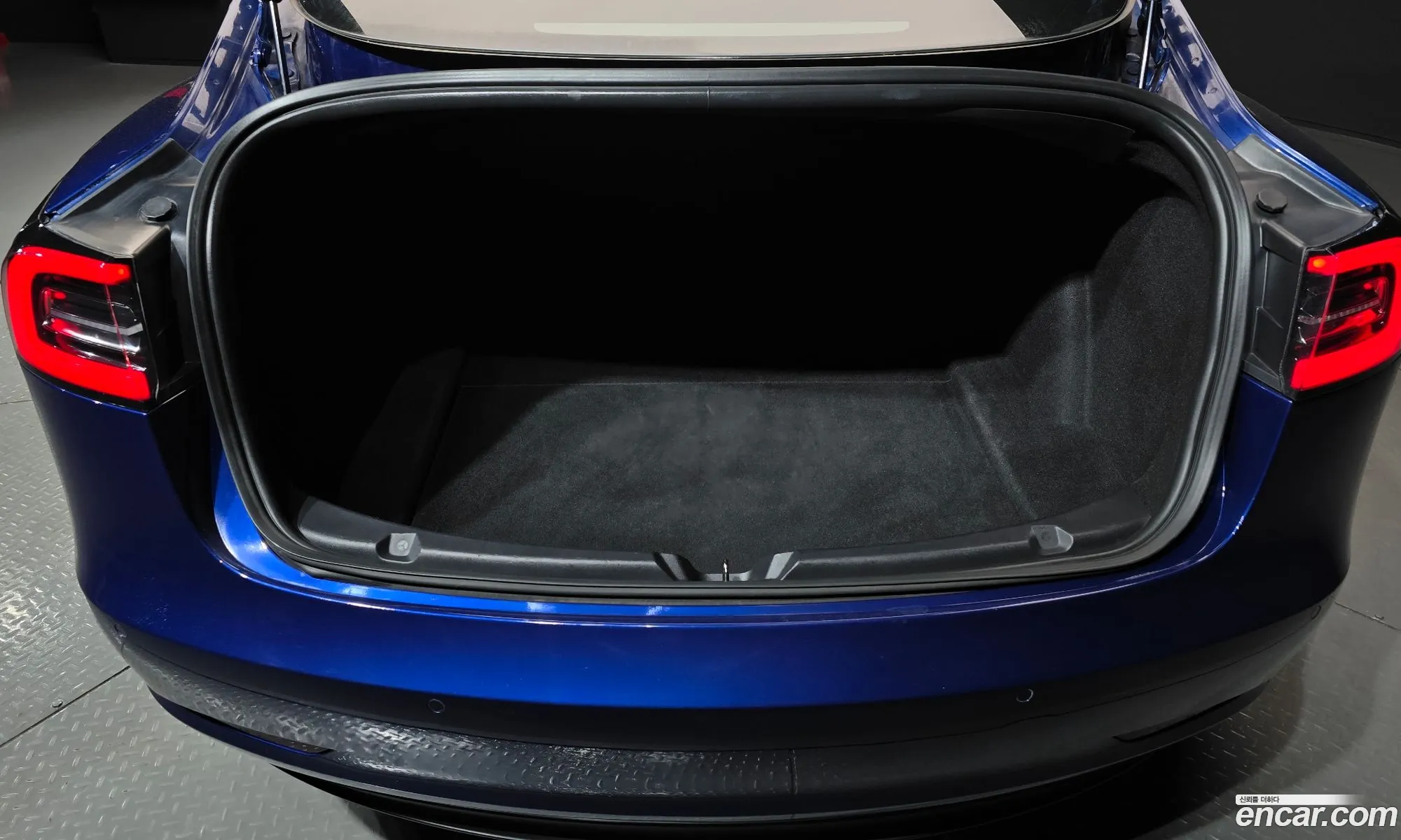 Tesla Model 3 2020 — 9