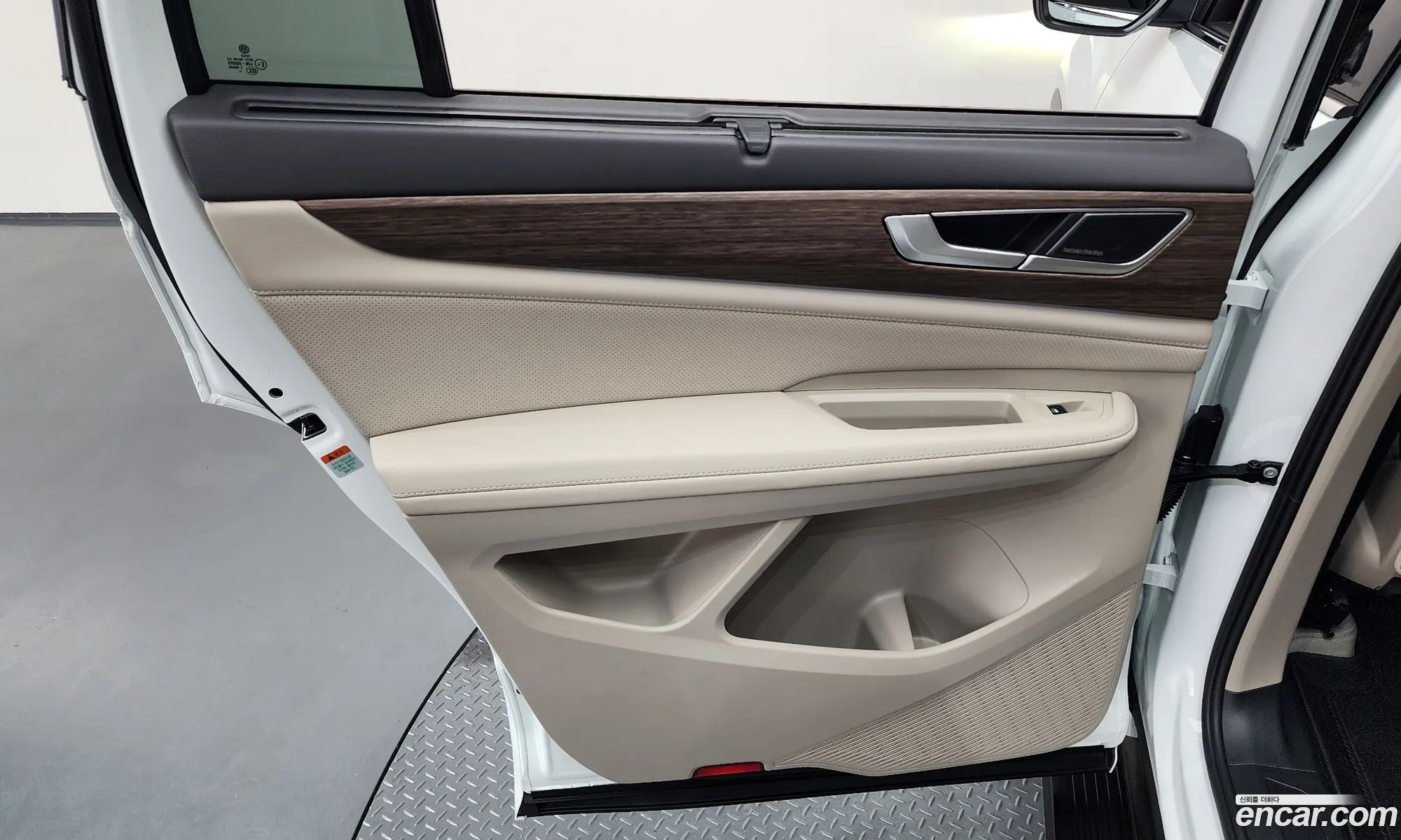 Volkswagen Atlas 2025 1V2FM2CA6SC546185 — 8
