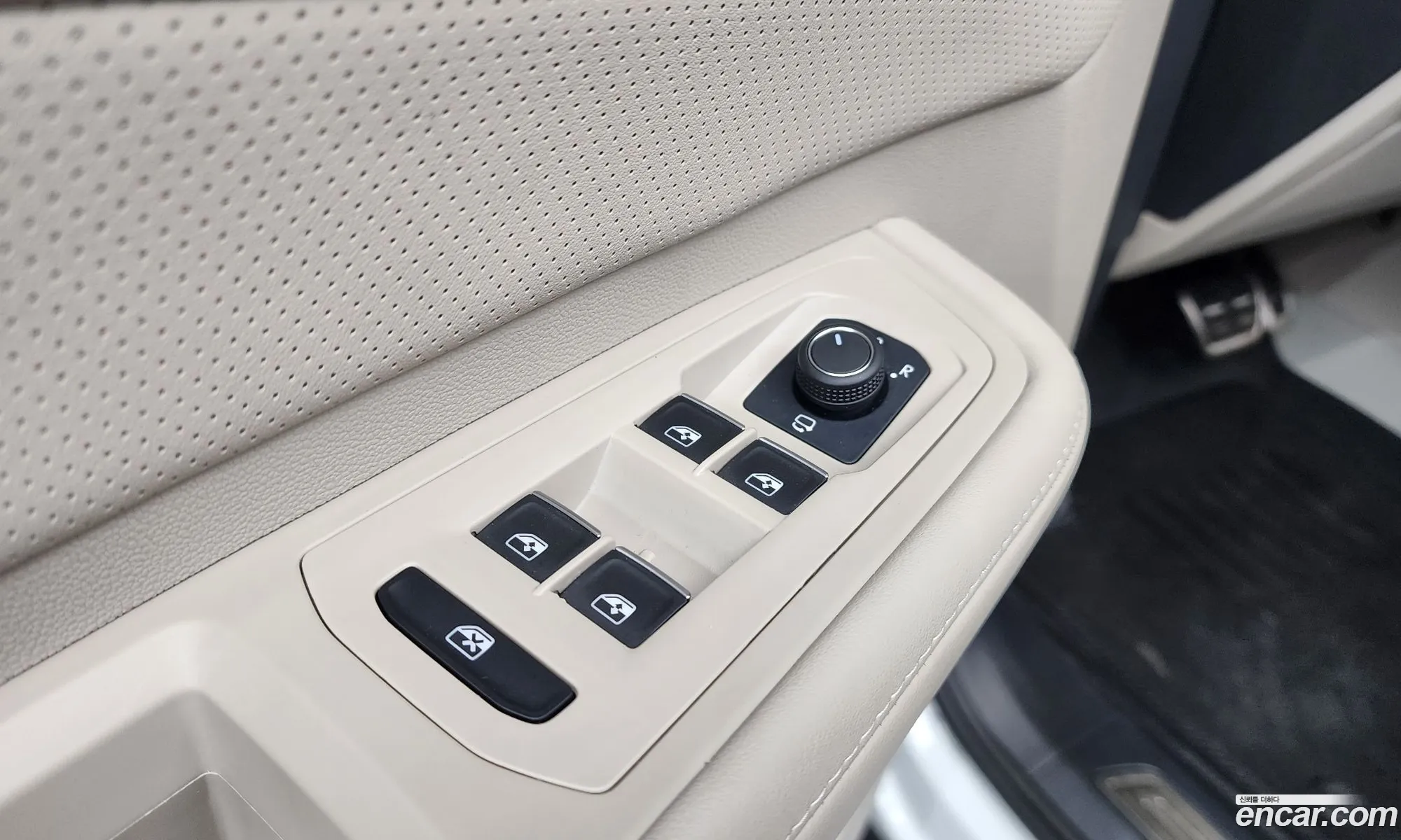 Volkswagen Atlas 2025 1V2FM2CA6SC546185 — 12