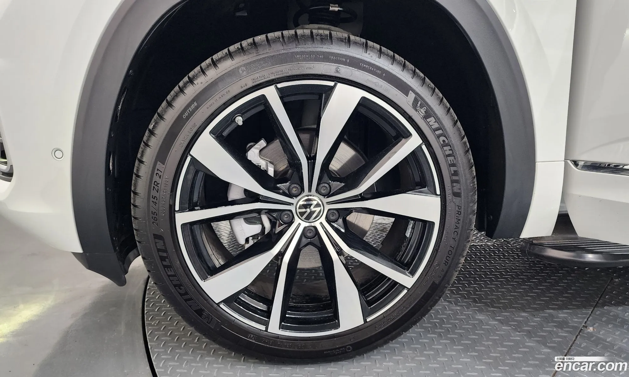 Volkswagen Atlas 2025 1V2FM2CA6SC546185 — 17