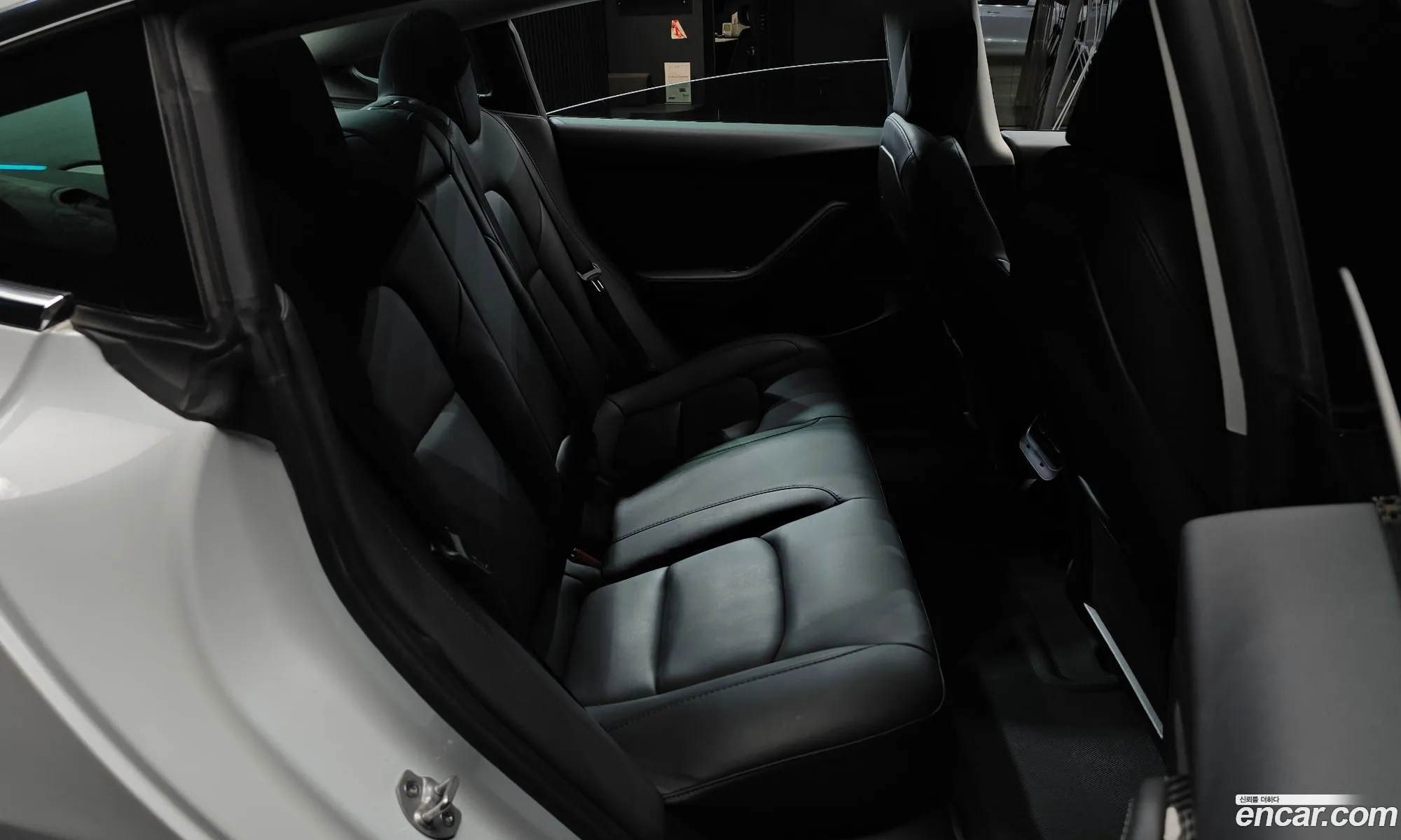 Tesla Model 3 2020 — 14