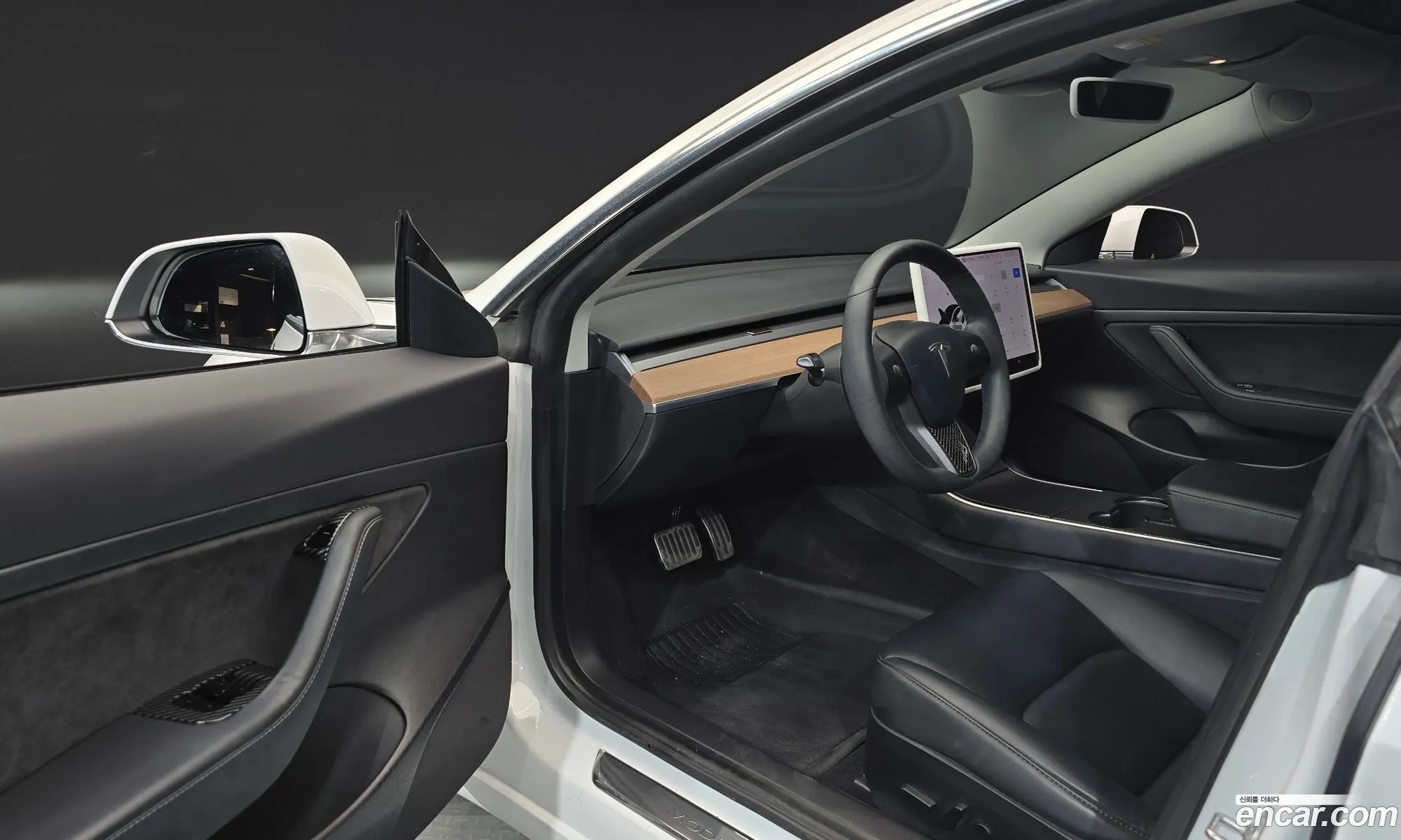 Tesla Model 3 2020 — 13