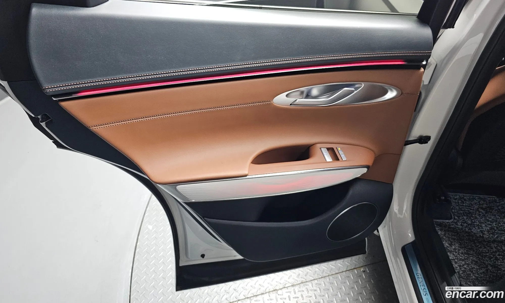 Genesis GV70 2024 — 32