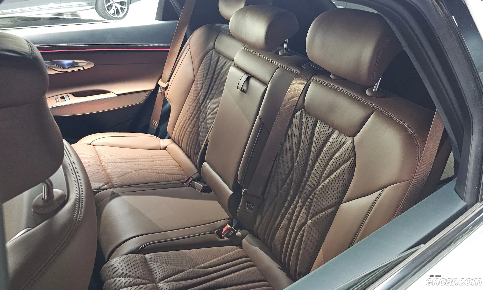 Genesis GV70 2024 — 25