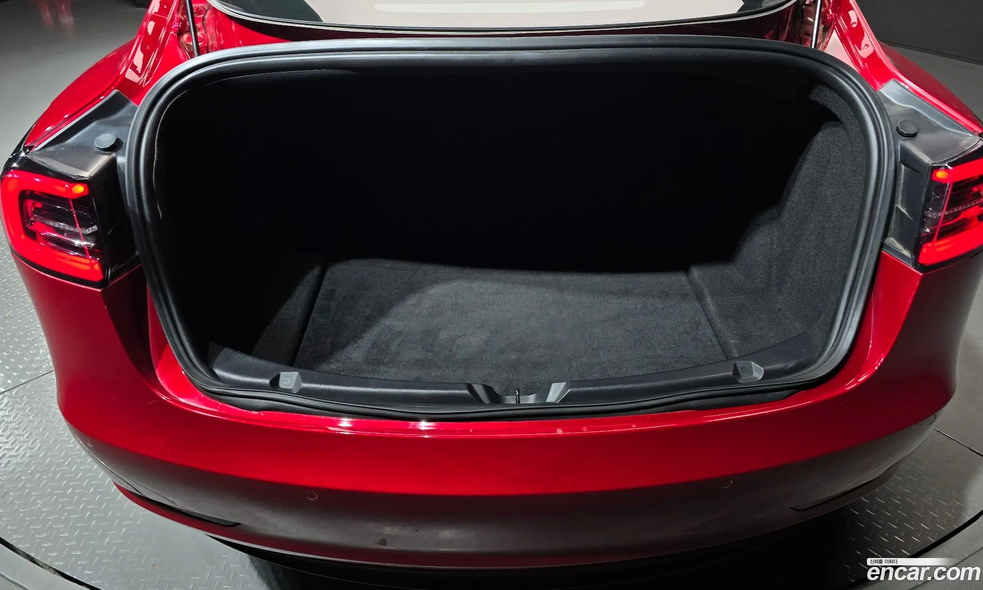 Tesla Model 3 2020 — 3