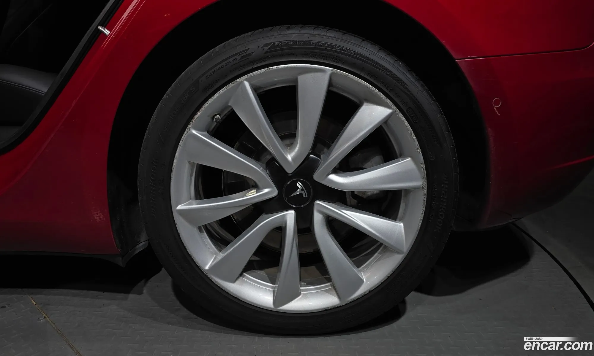 Tesla Model 3 2020 — 14