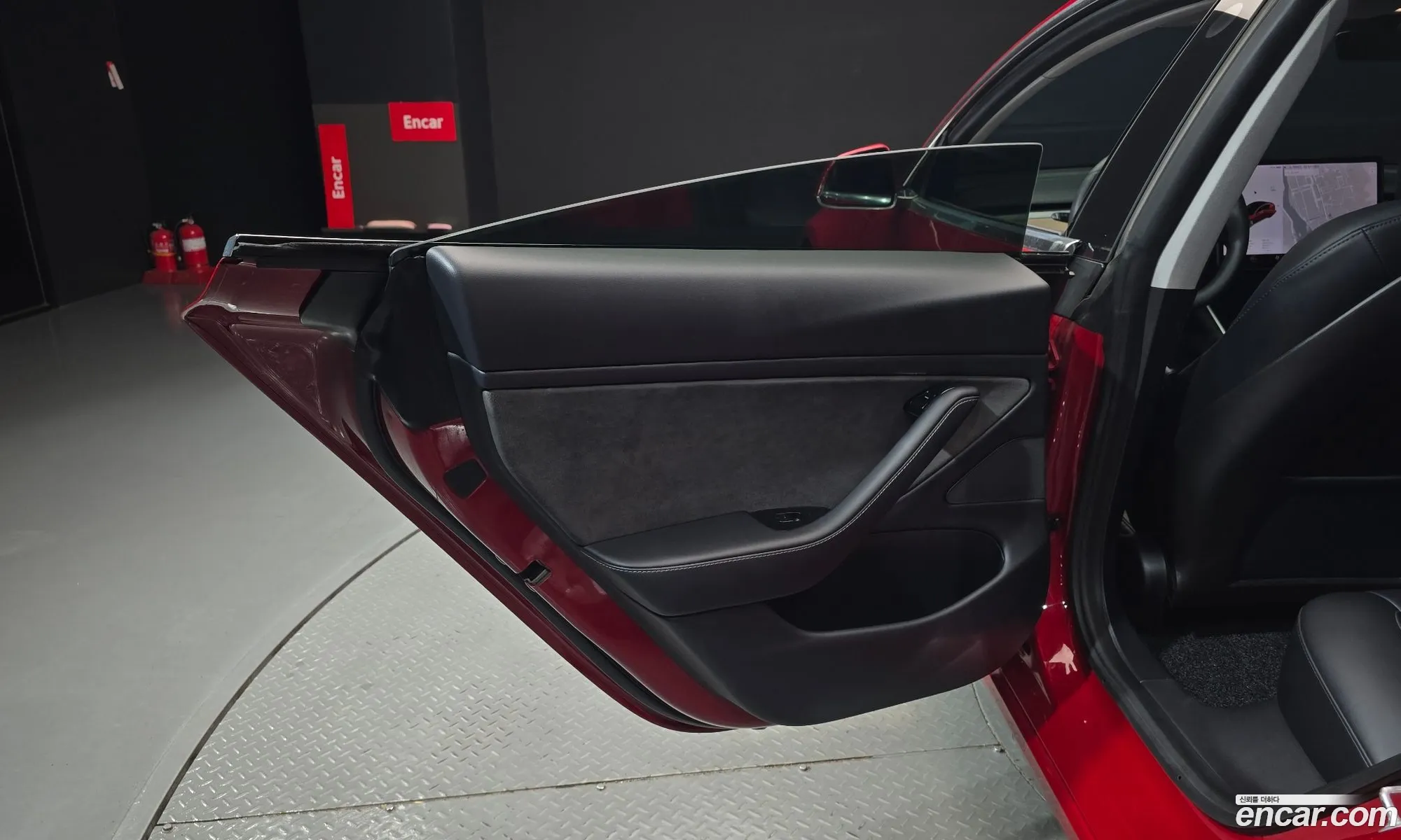 Tesla Model 3 2020 — 29