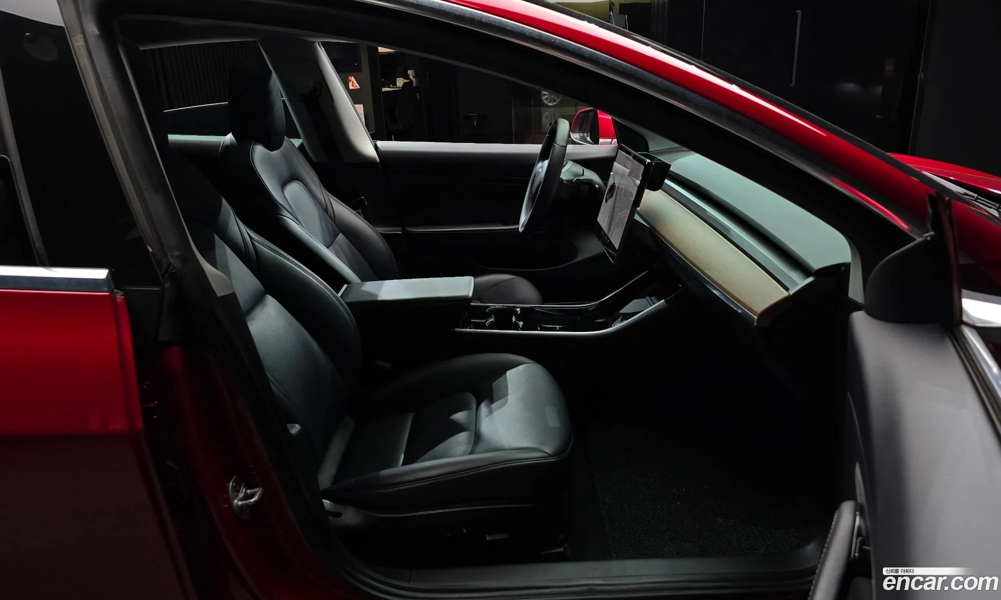 Tesla Model 3 2020 — 27