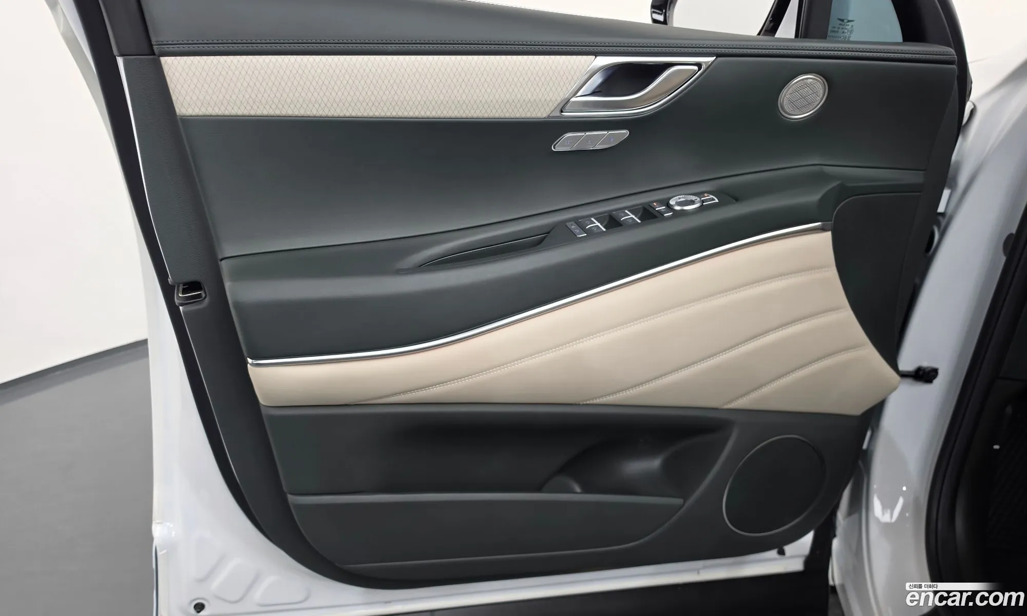 Genesis GV80 2024 — 2