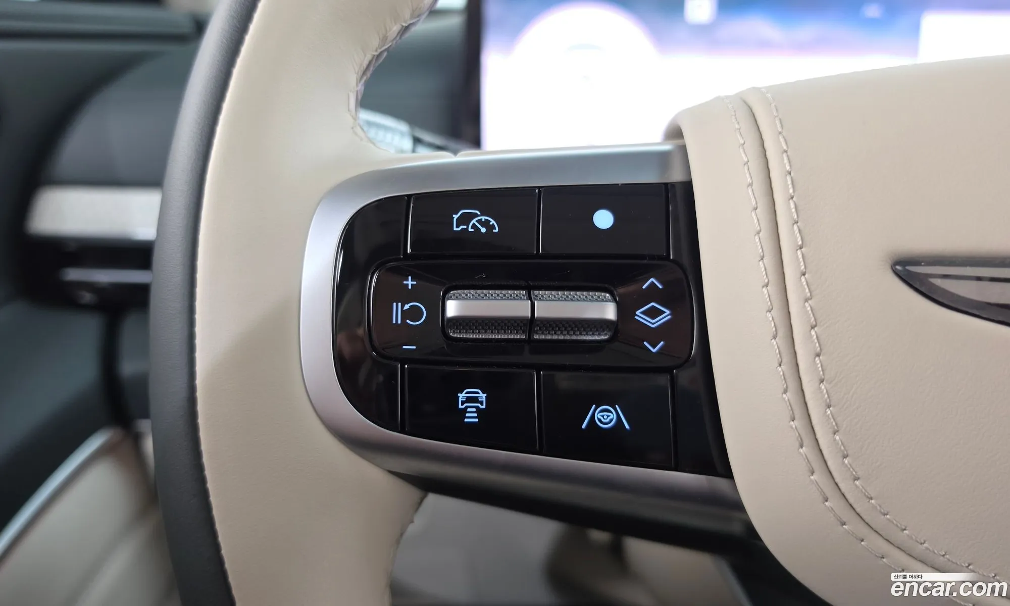 Genesis GV80 2024 — 24