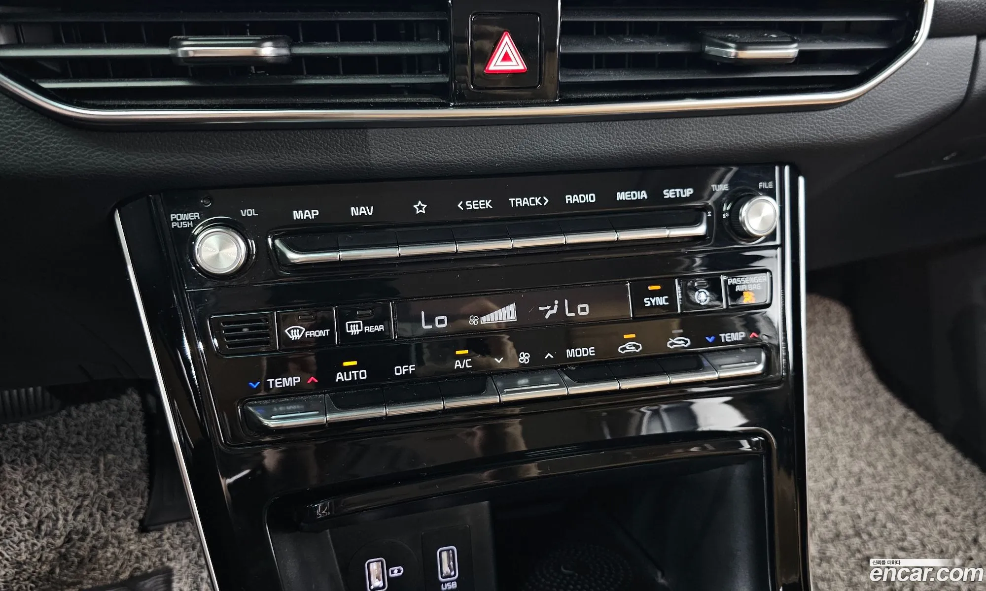 Kia K7 Premier 2020 KNALC41BBLA223583 — 4
