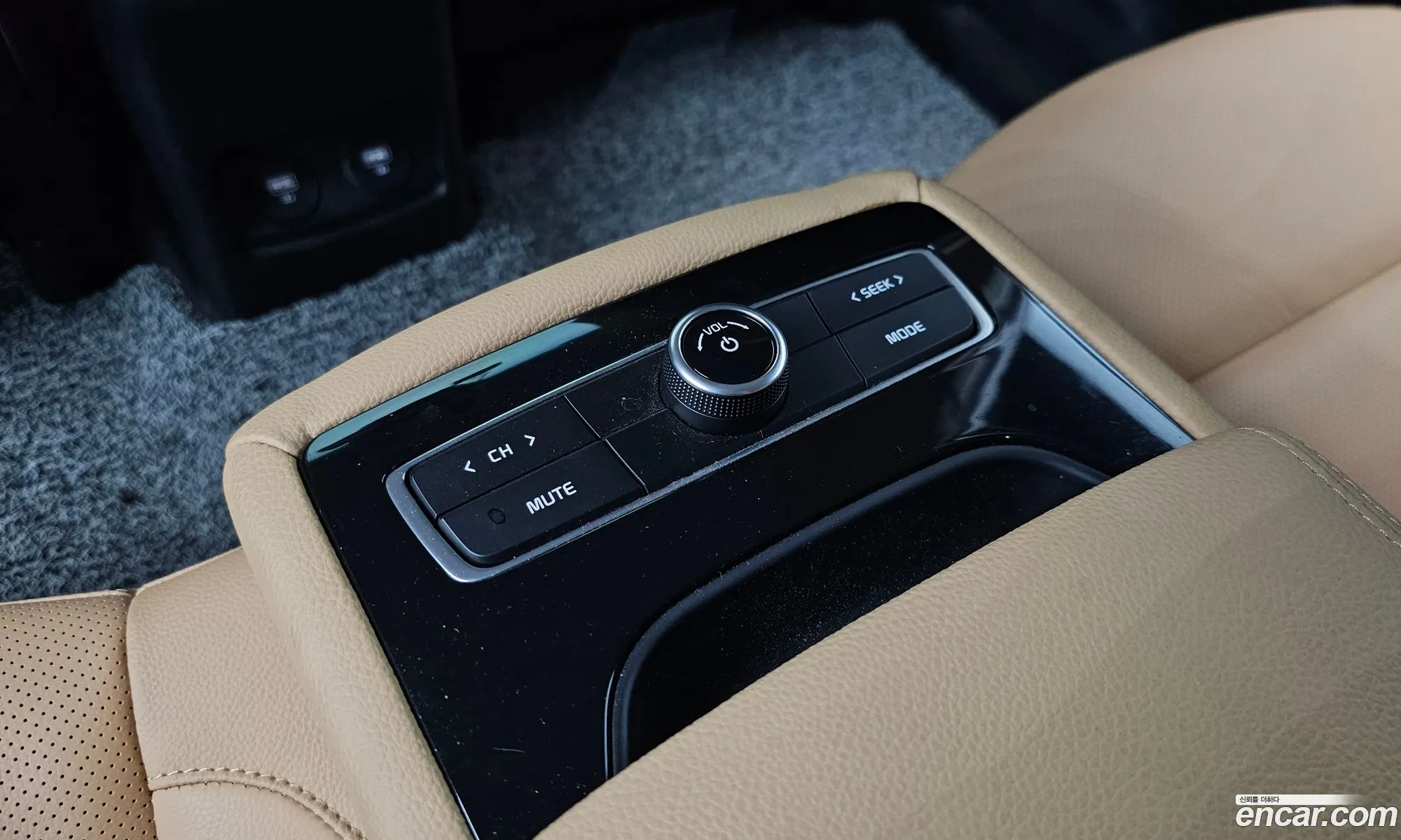 Kia K7 Premier 2020 KNALC41BBLA223583 — 15