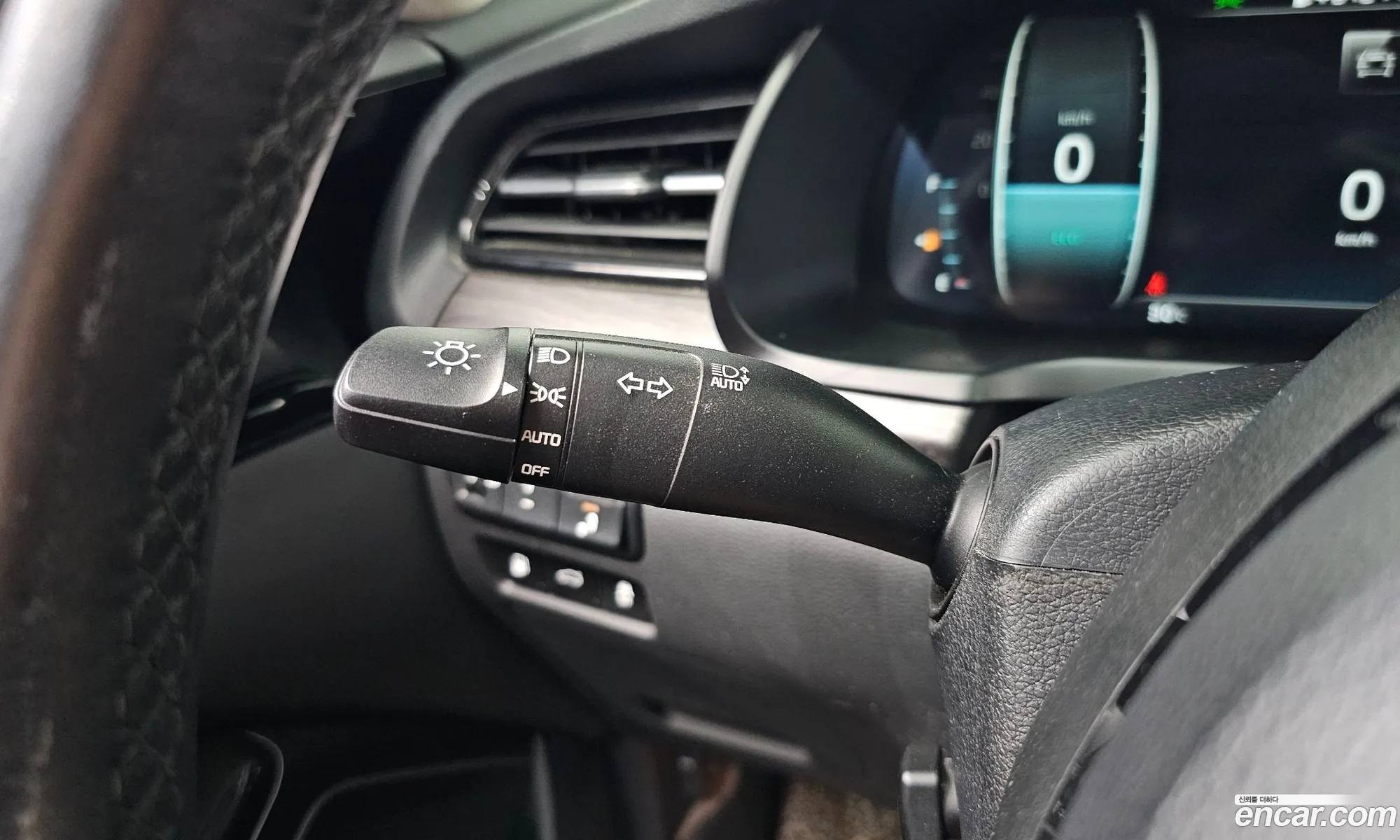 Kia K7 Premier 2020 KNALC41BBLA223583 — 7