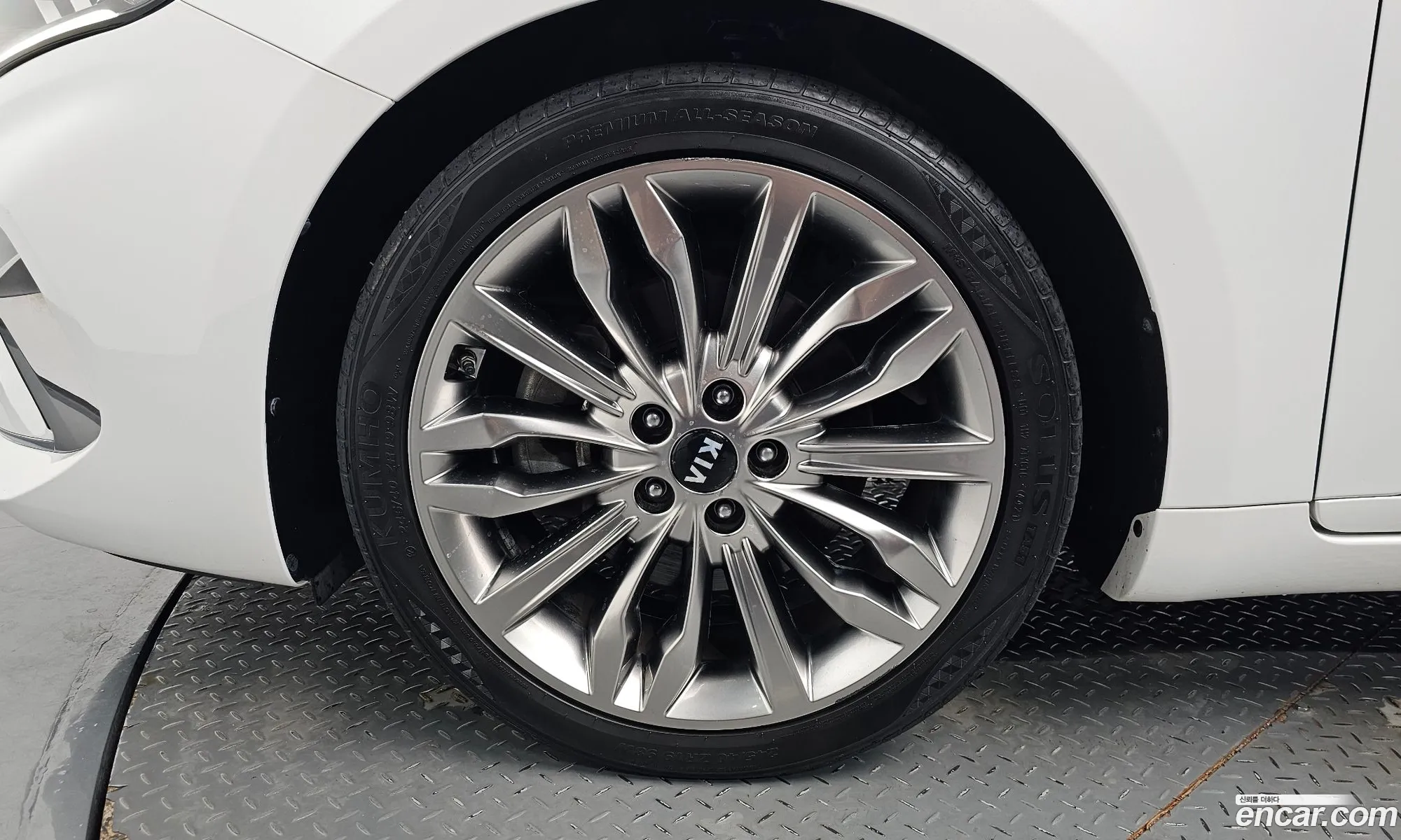 Kia K7 Premier 2020 KNALC41BBLA223583 — 22