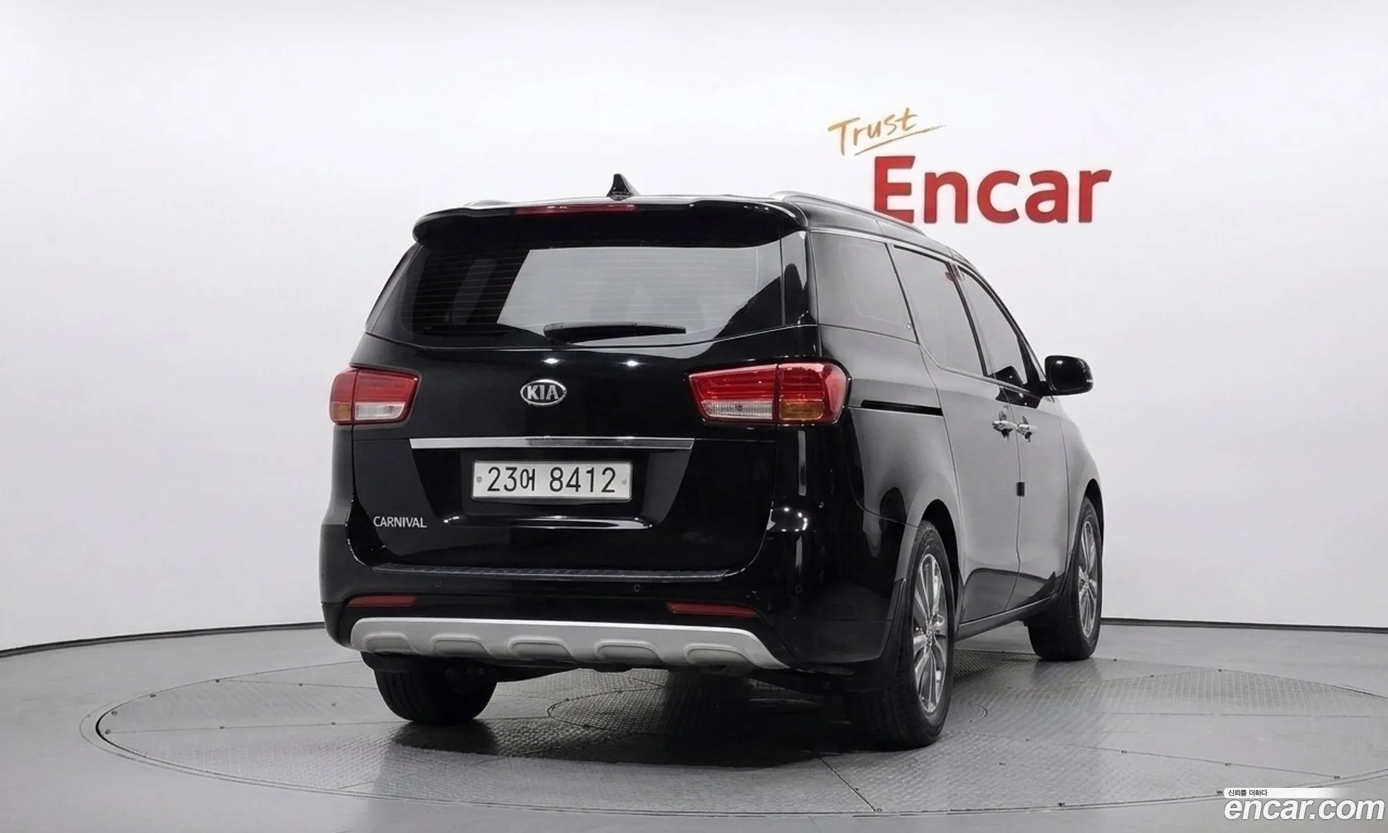 Kia Carnival 2017 KNAMC81ABJS368974 — 28