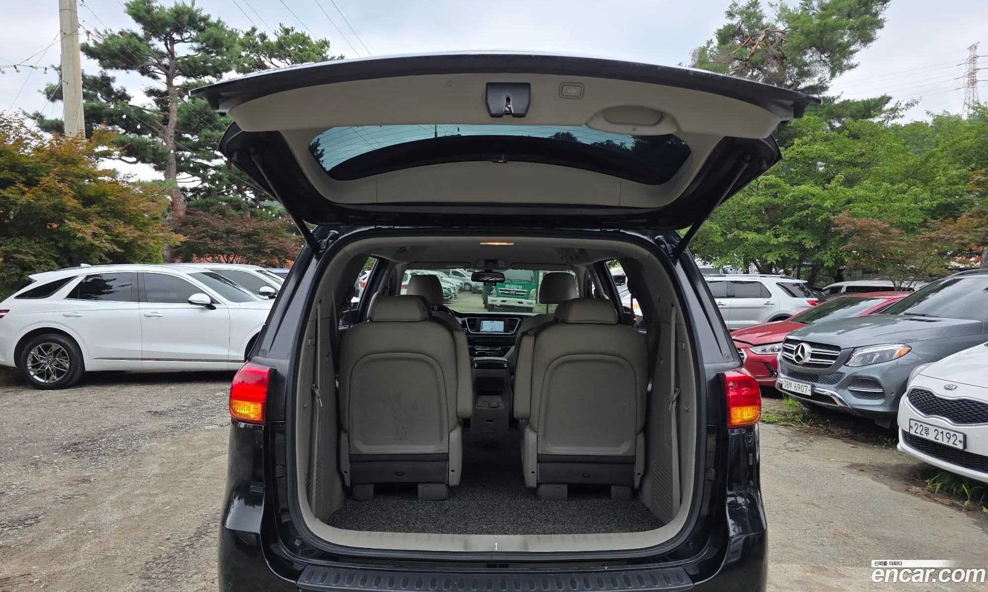 Kia Carnival 2017 KNAMC81ABJS368974 — 13