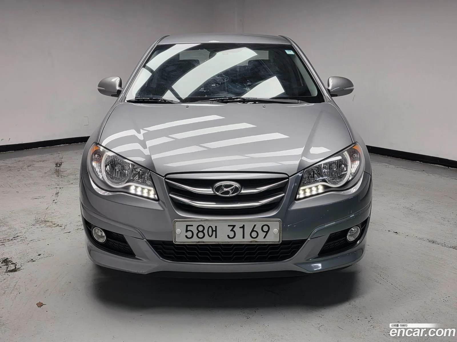 Hyundai Elantra Hybrid 2012 — 9