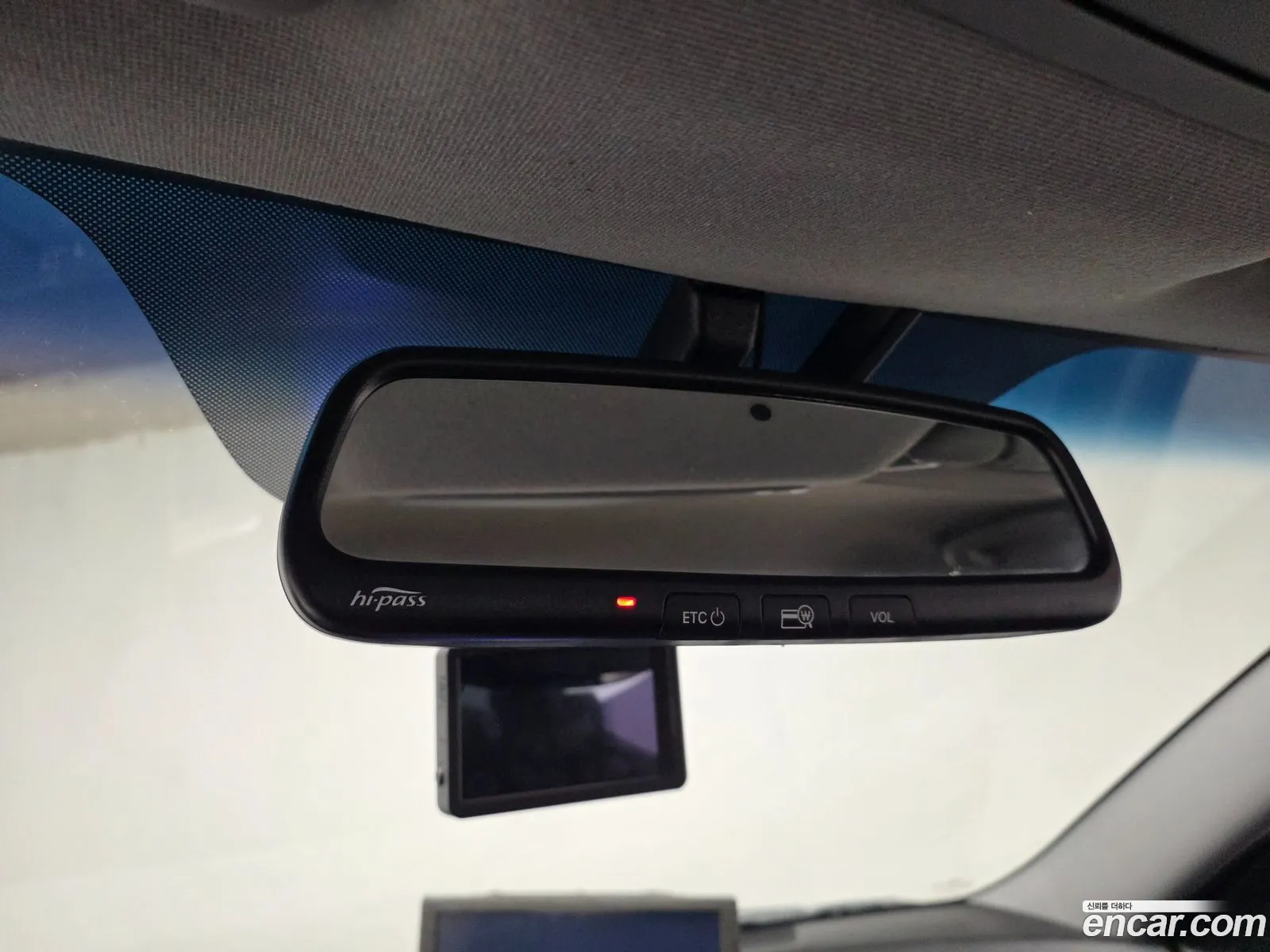 Hyundai Elantra Hybrid 2012 — 3