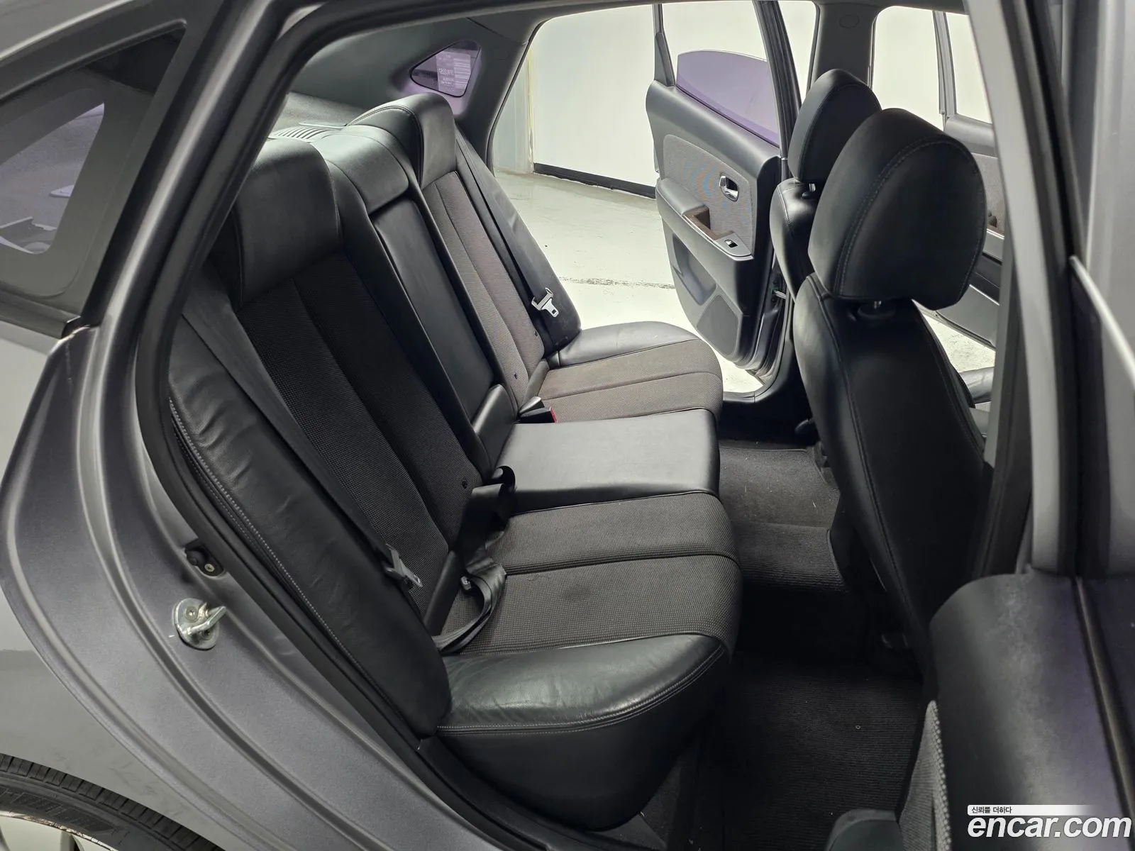 Hyundai Elantra Hybrid 2012 — 19