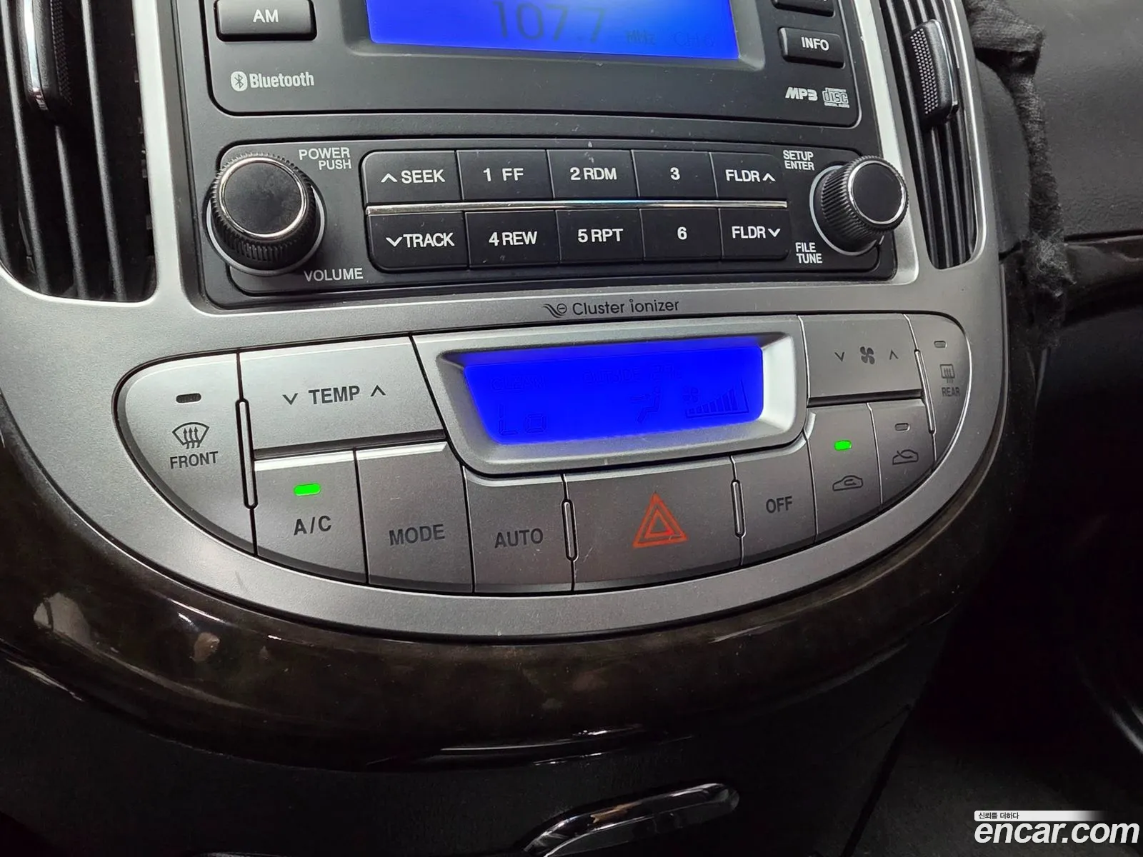 Hyundai Elantra Hybrid 2012 — 16