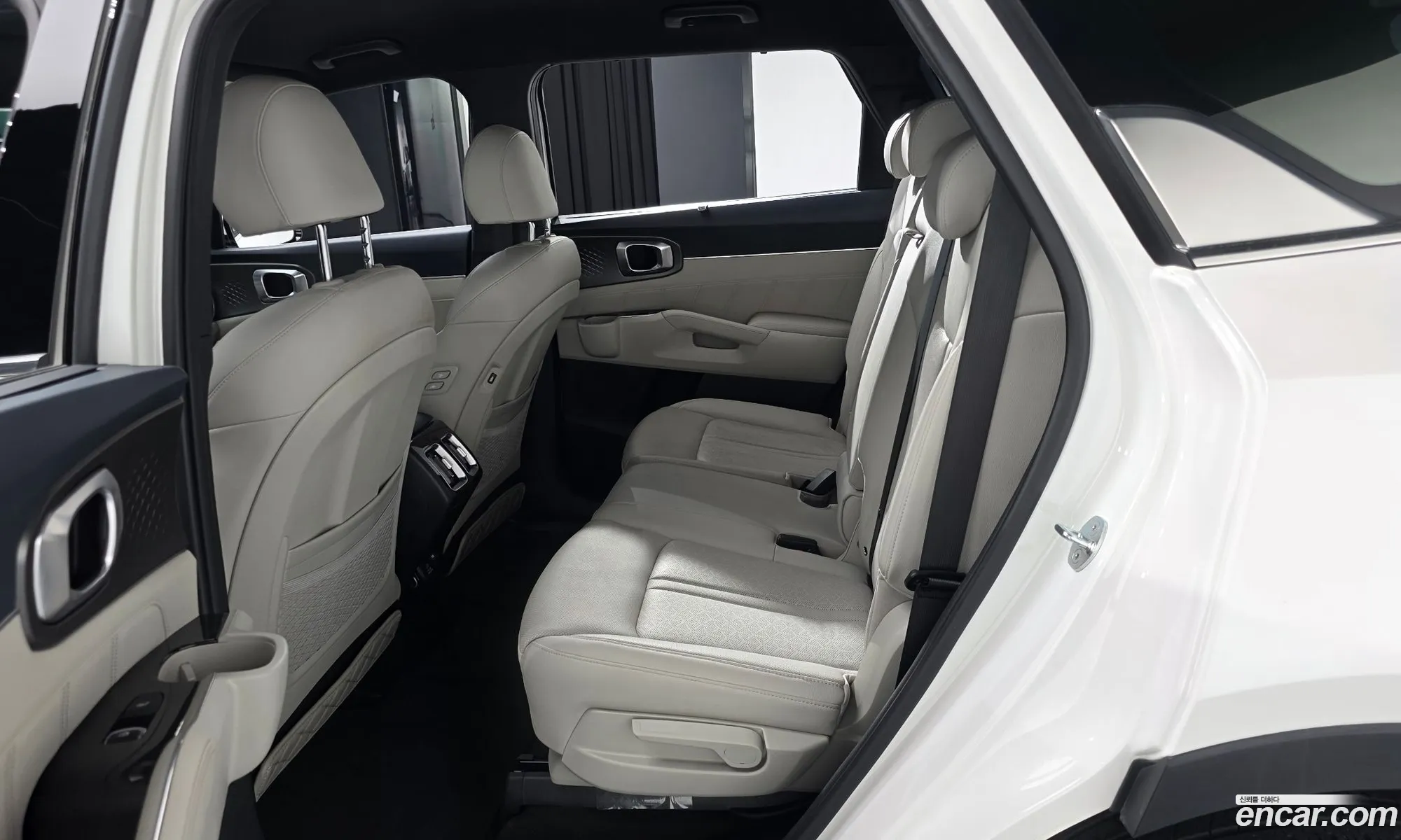 Kia Sorento 2022 KNARK81GBPA156705 — 13