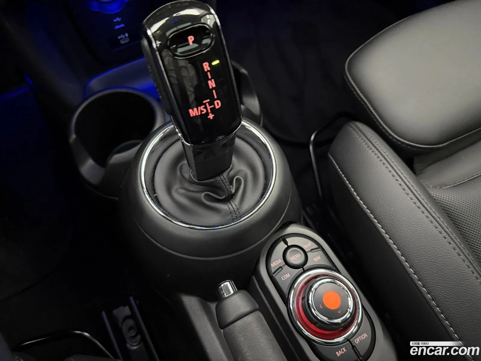 Mini Cooper 2021 — 4