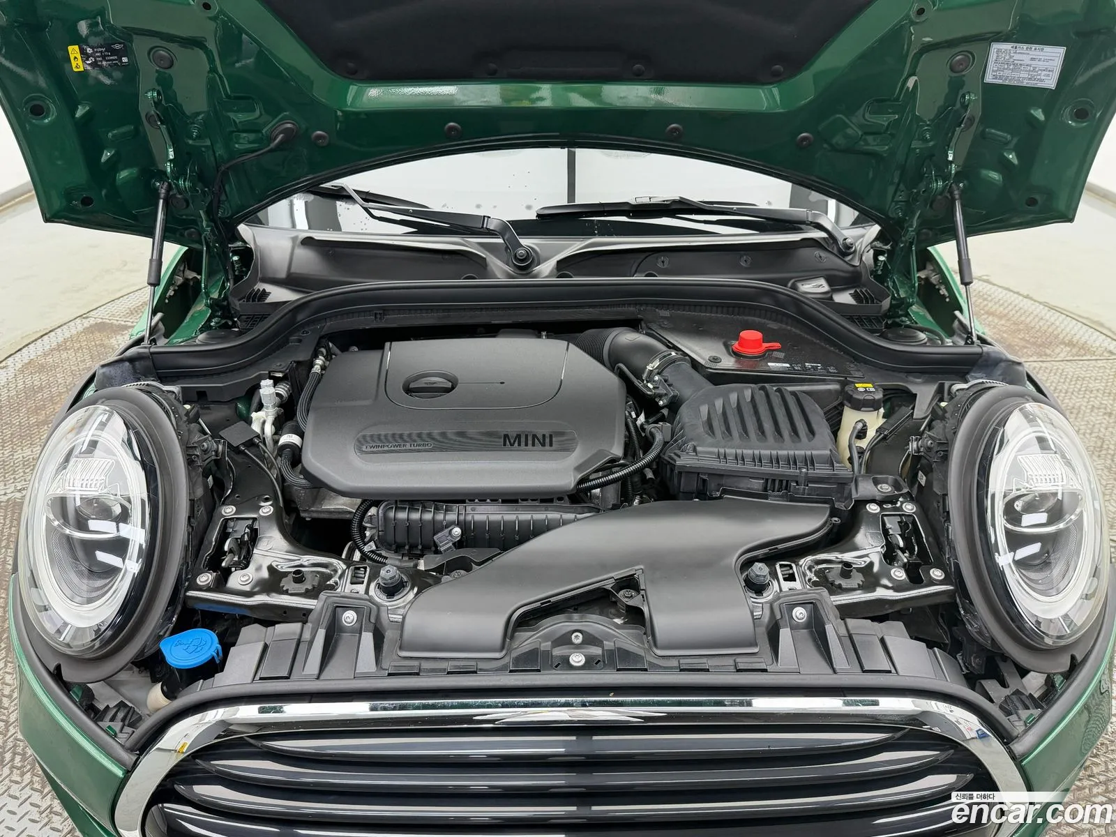 Mini Cooper 2021 — 16