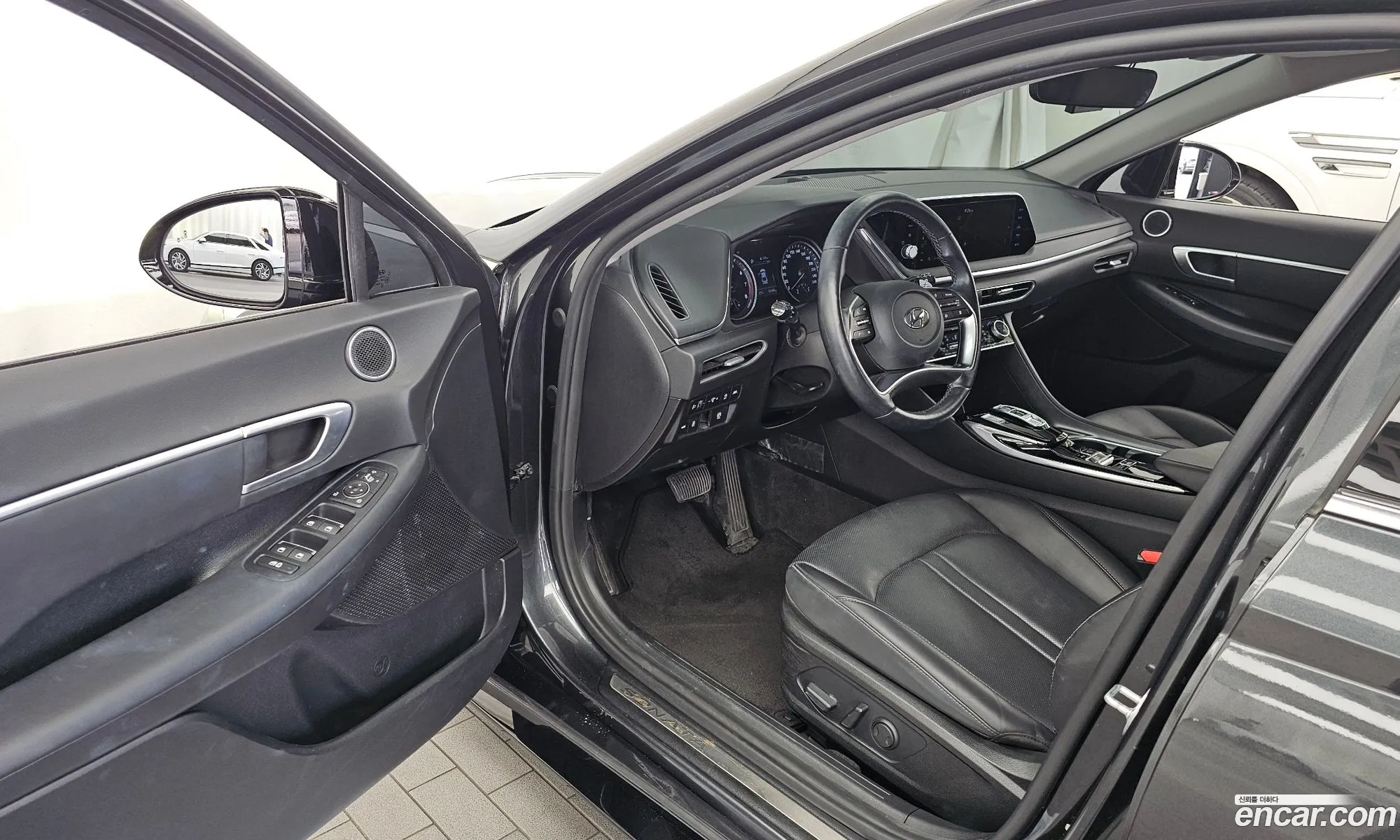 Hyundai Sonata 2020 KMHL6412BMA107613 — 18