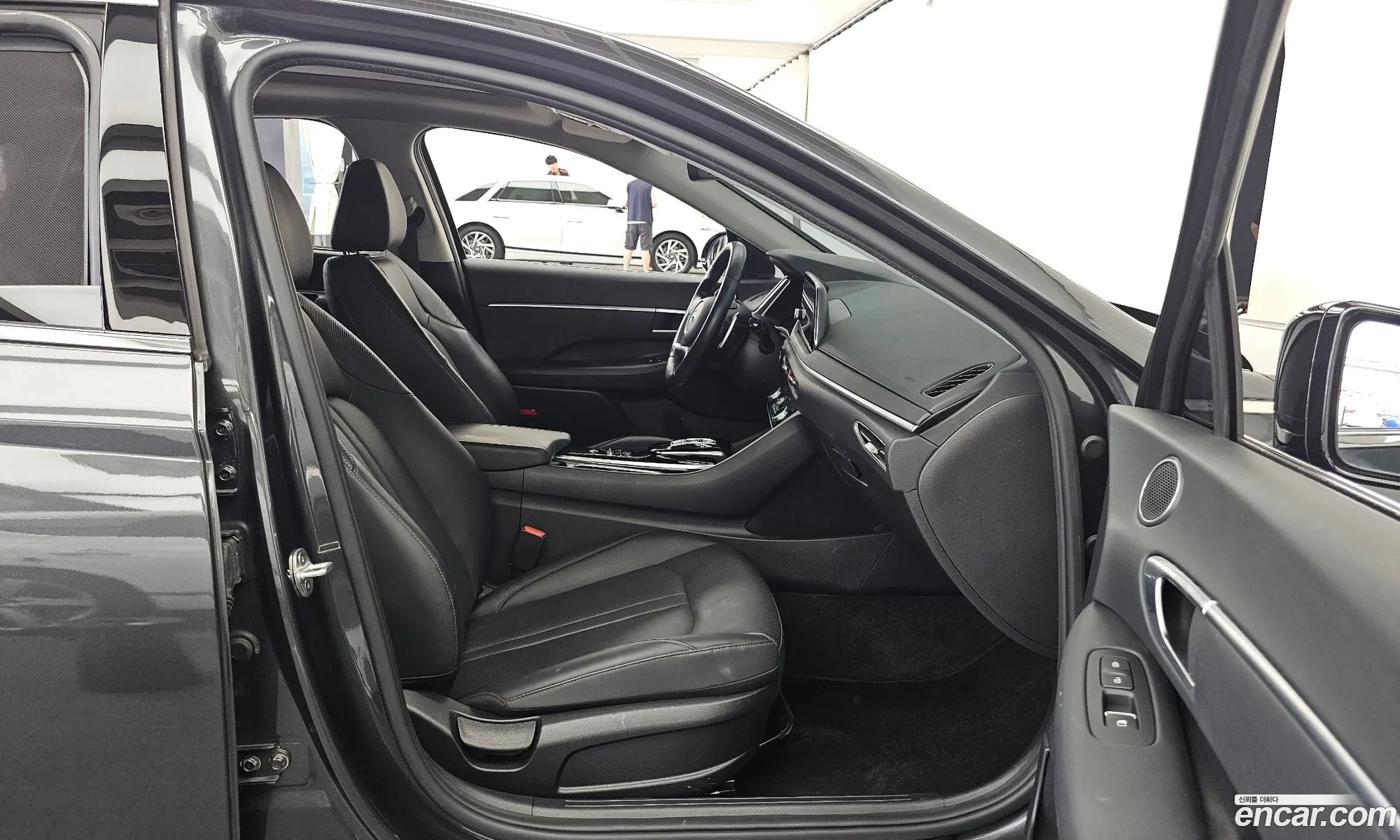 Hyundai Sonata 2020 KMHL6412BMA107613 — 3