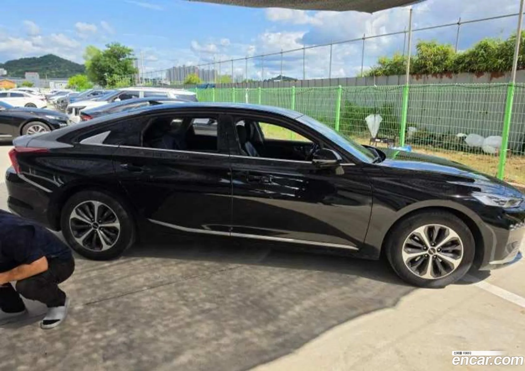 Kia K8 Hybrid 2023 — 4