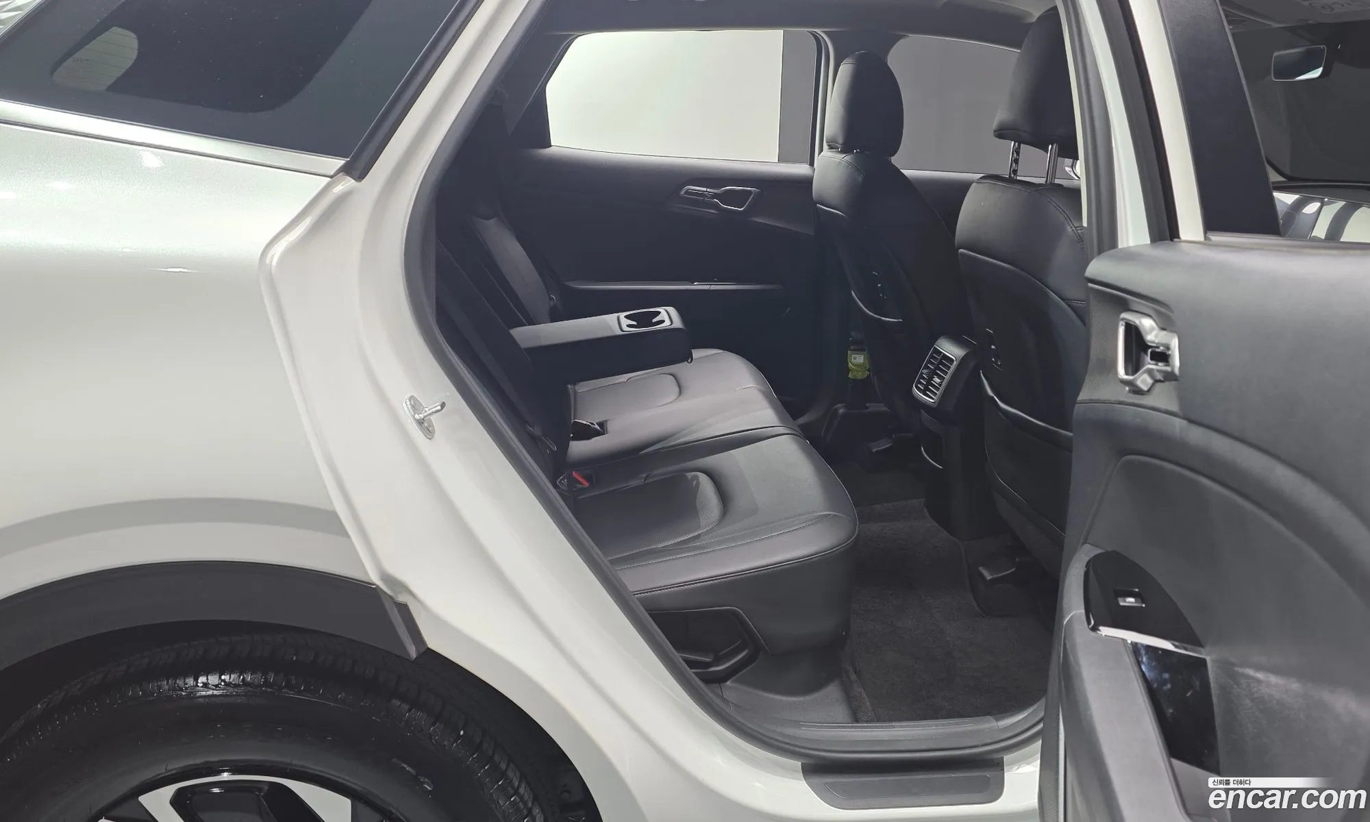 Kia Sportage Hybrid 2024 — 24