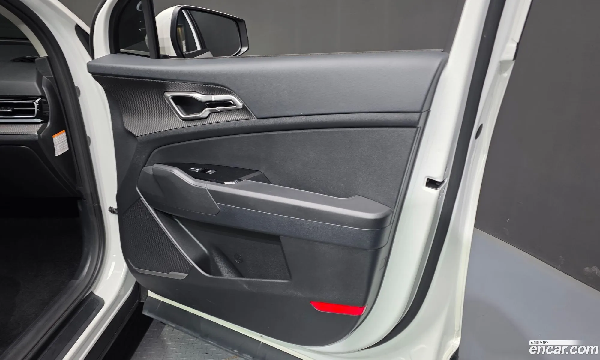 Kia Sportage Hybrid 2024 — 12