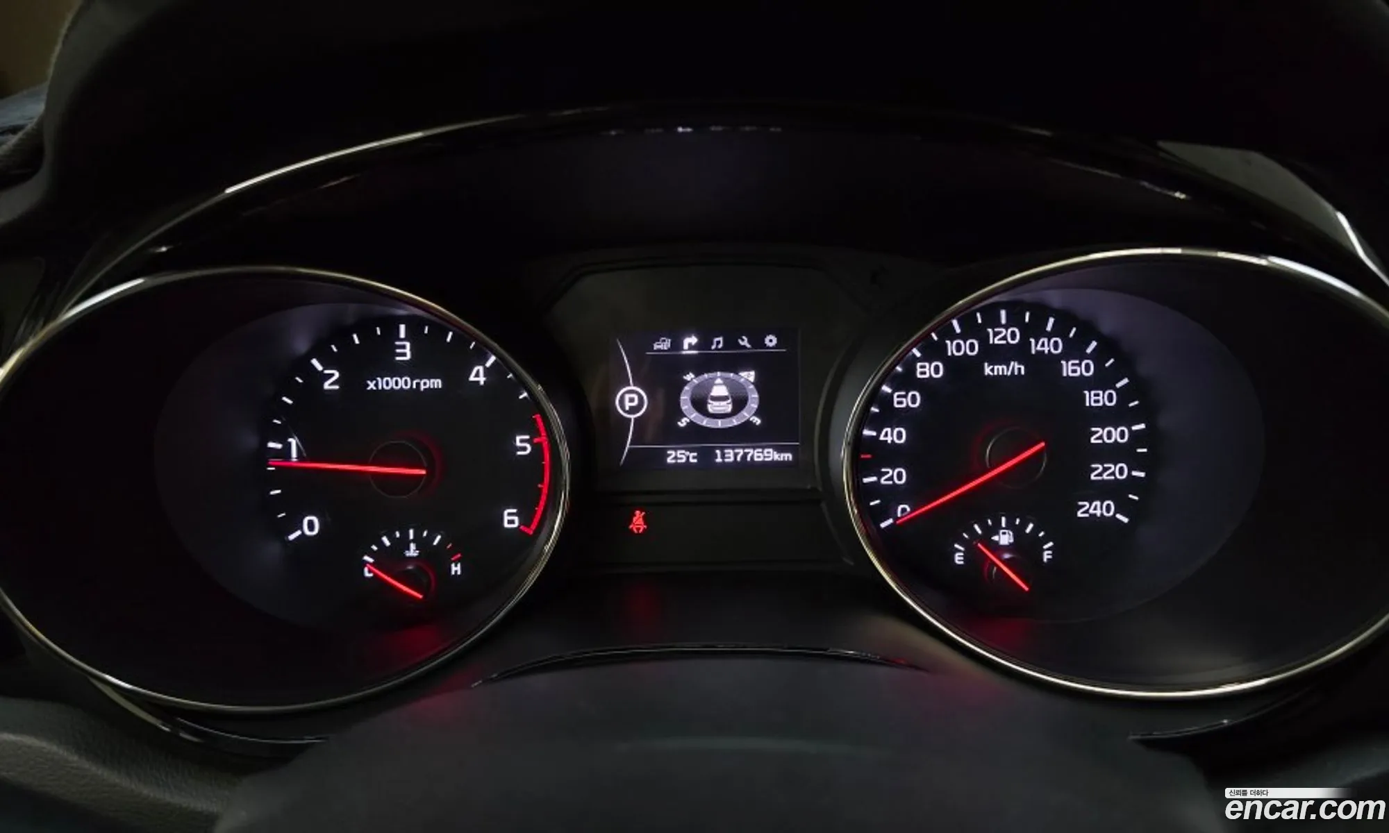 Kia Carnival 2015 — 20