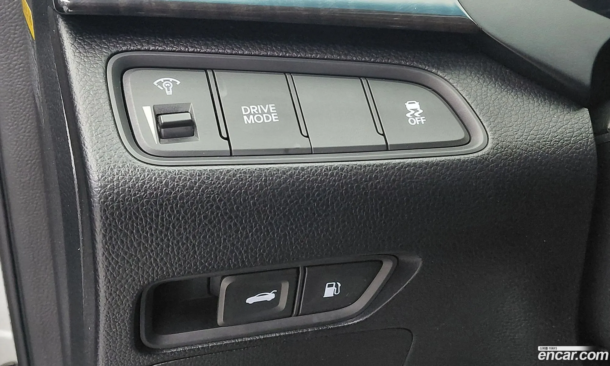 Hyundai Grandeur HG Hybrid 2014 — 10