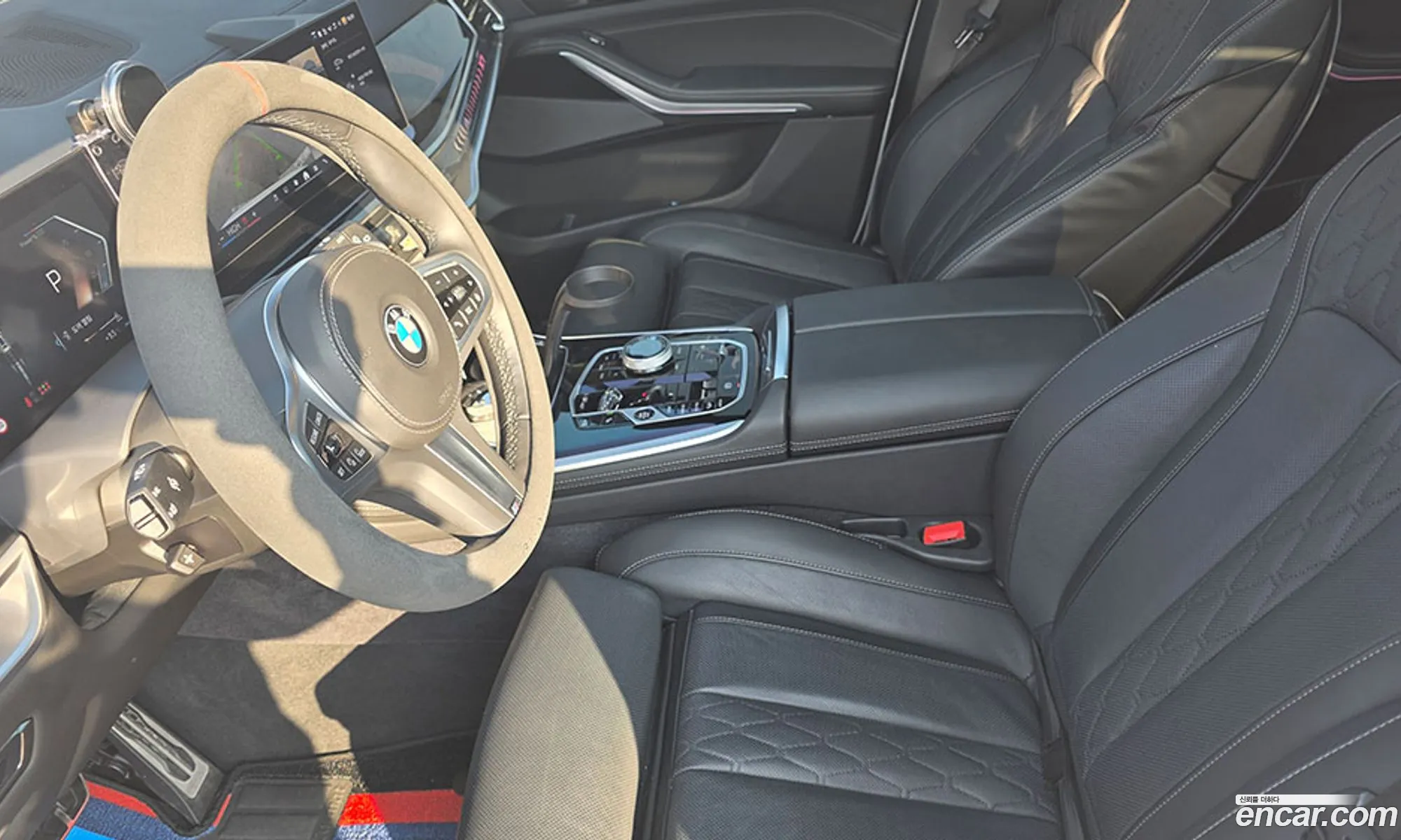 BMW X7 2024 — 7