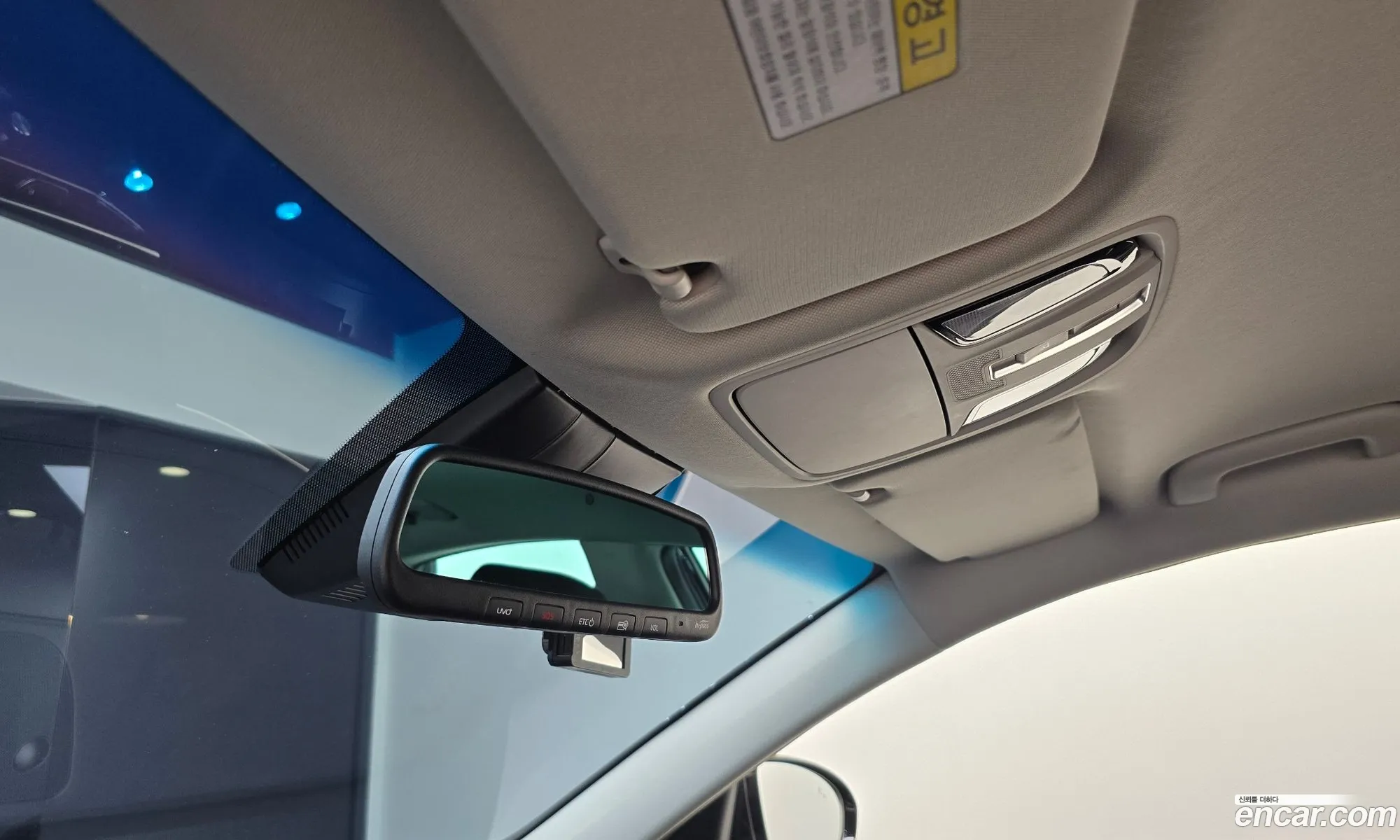 Kia K7 Premier 2020 — 19