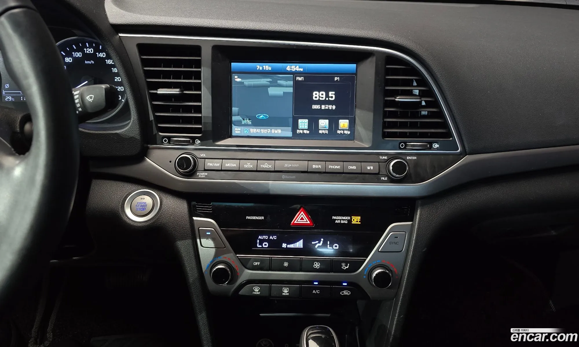 Hyundai Elantra AD 2016 KMHD741DBHU224630 — 15